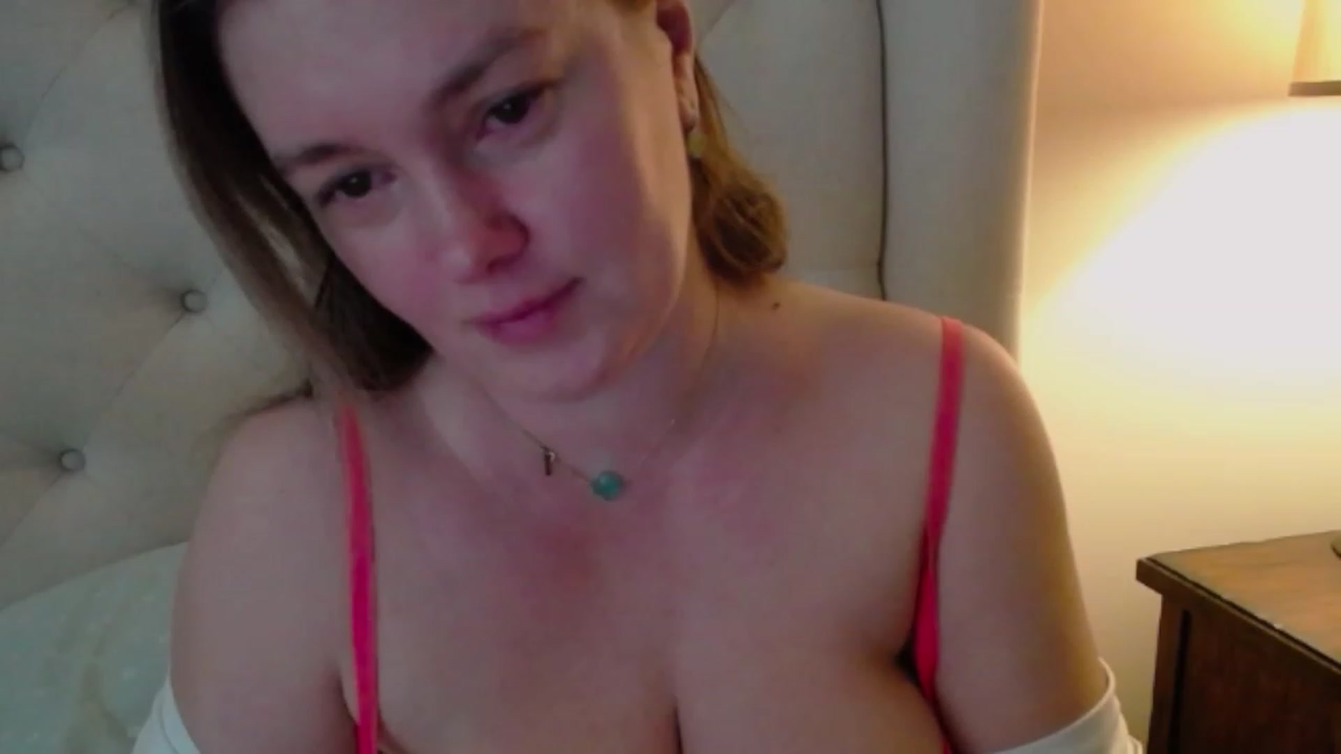 Gallery image thumbnail from J0llye's myfreecams stream on, 01/04/2024, 21:00 image 4 of 20