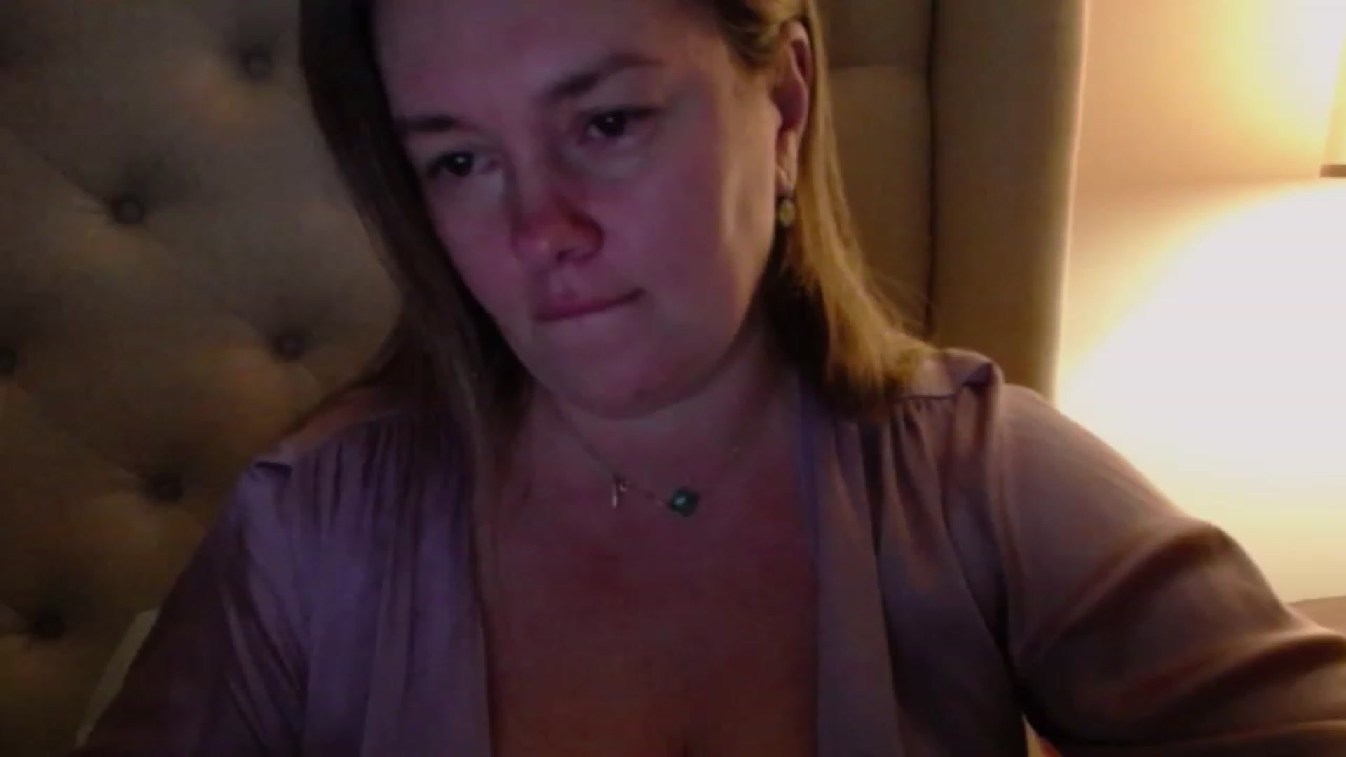 Gallery image thumbnail from J0llye's myfreecams stream on, 01/05/2024, 04:23 image 17 of 20