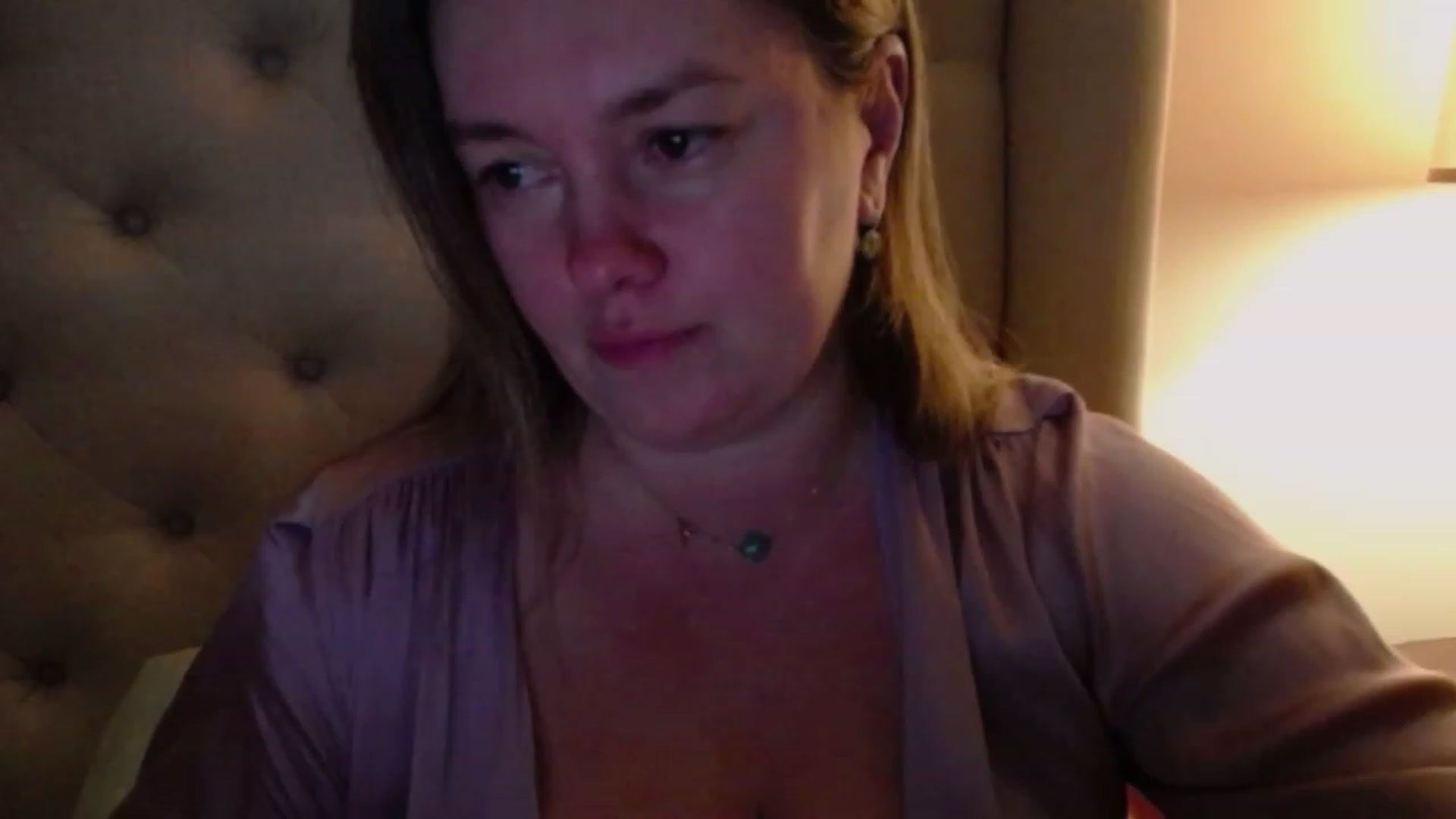 Gallery image thumbnail from J0llye's myfreecams stream on, 01/05/2024, 04:23 image 20 of 20