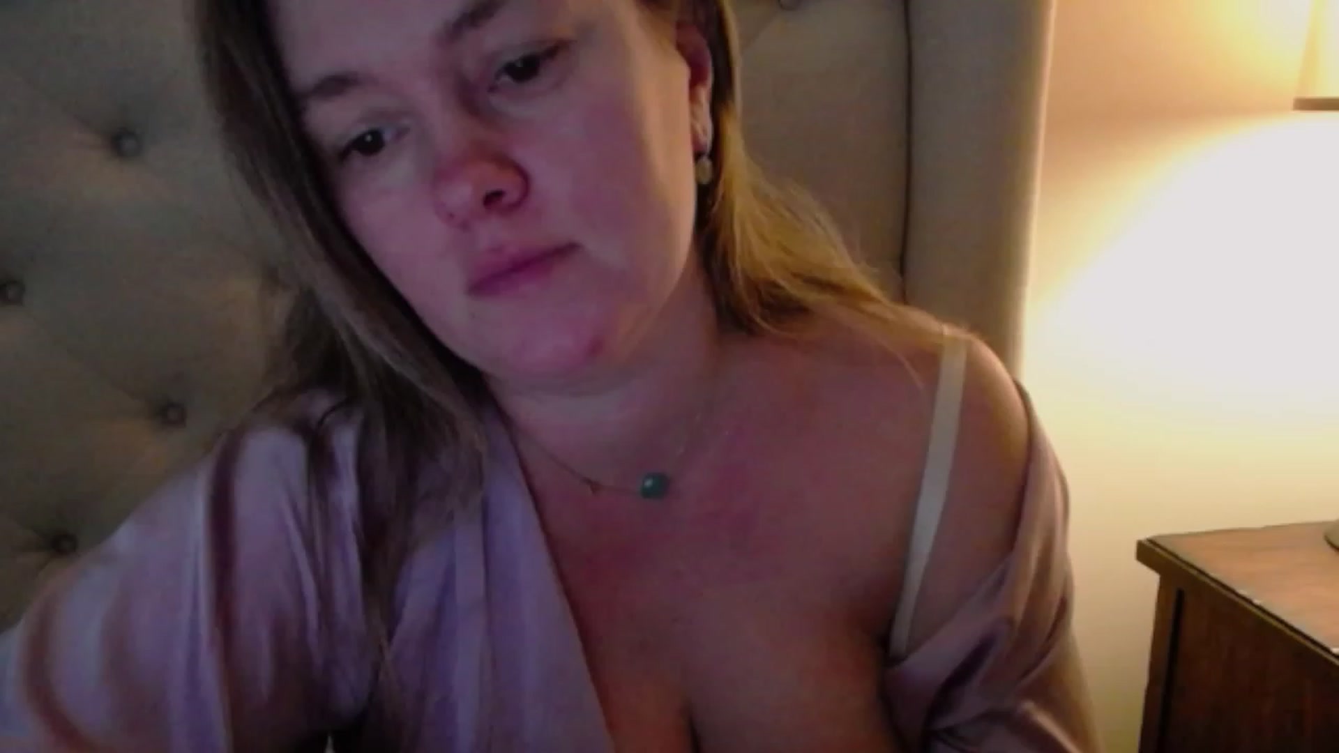 Gallery image thumbnail from J0llye's myfreecams stream on, 01/06/2024, 20:57 image 9 of 20