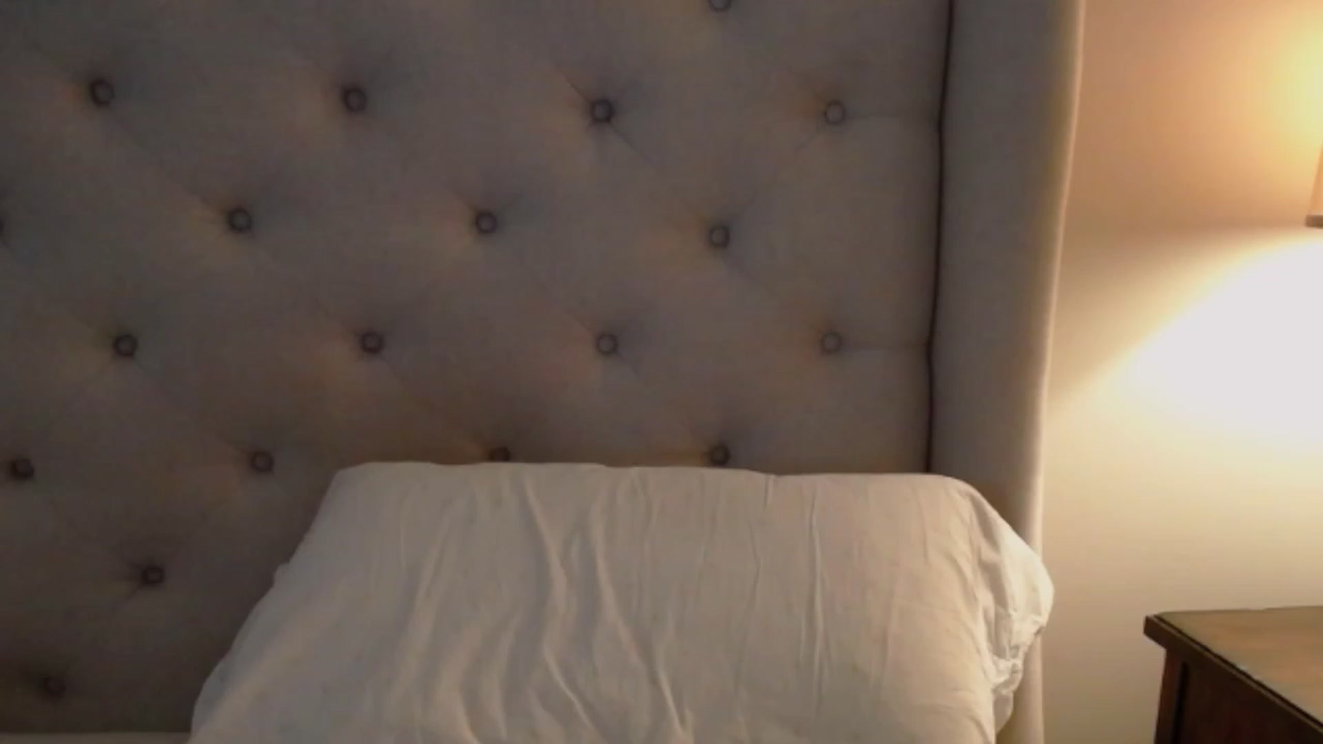 Gallery image thumbnail from J0llye's myfreecams stream on, 01/12/2024, 17:48 image 6 of 20
