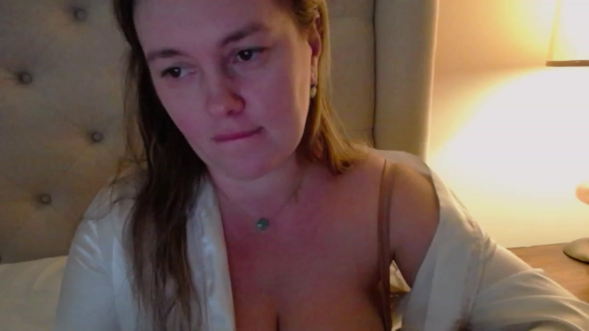 Gallery image thumbnail from J0llye's myfreecams stream on, 01/14/2024, 20:47 image 19 of 20