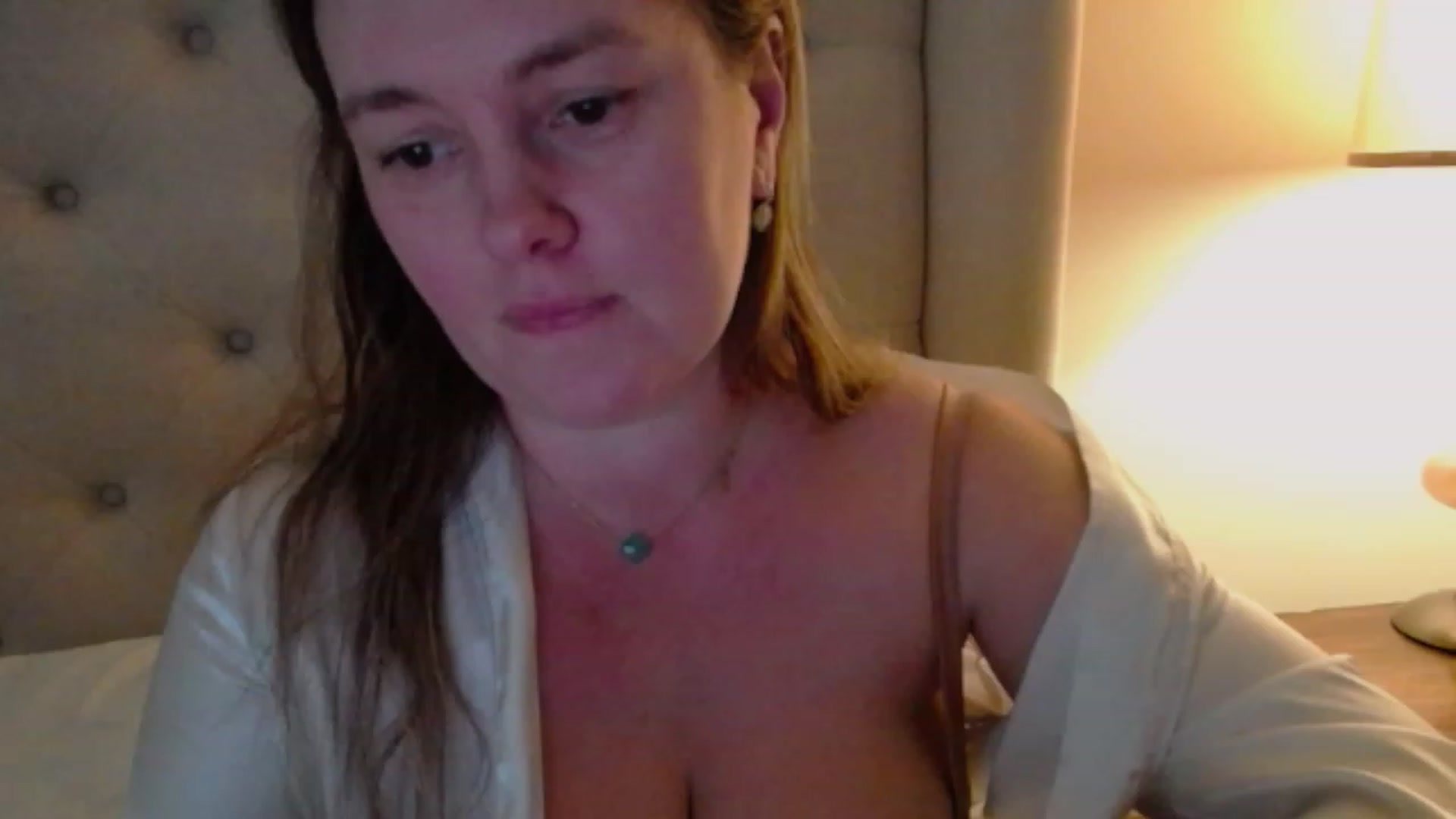 Gallery image thumbnail from J0llye's myfreecams stream on, 01/14/2024, 20:47 image 18 of 20