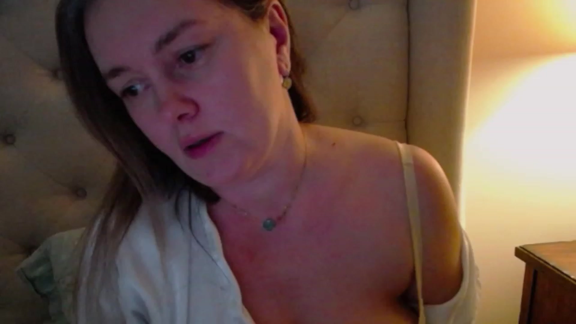 Gallery image thumbnail from J0llye's myfreecams stream on, 01/21/2024, 21:06 image 8 of 20