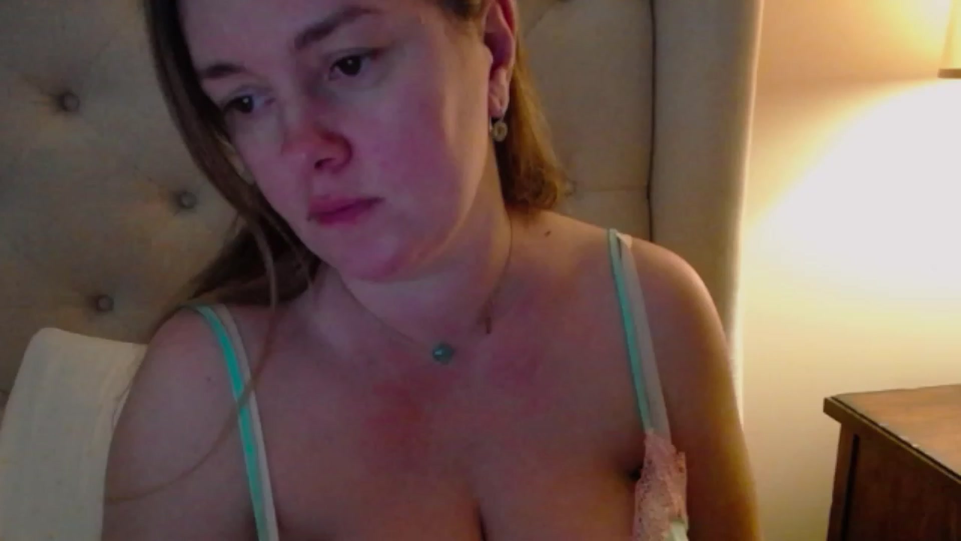Gallery image thumbnail from J0llye's myfreecams stream on, 01/25/2024, 19:31 image 10 of 20