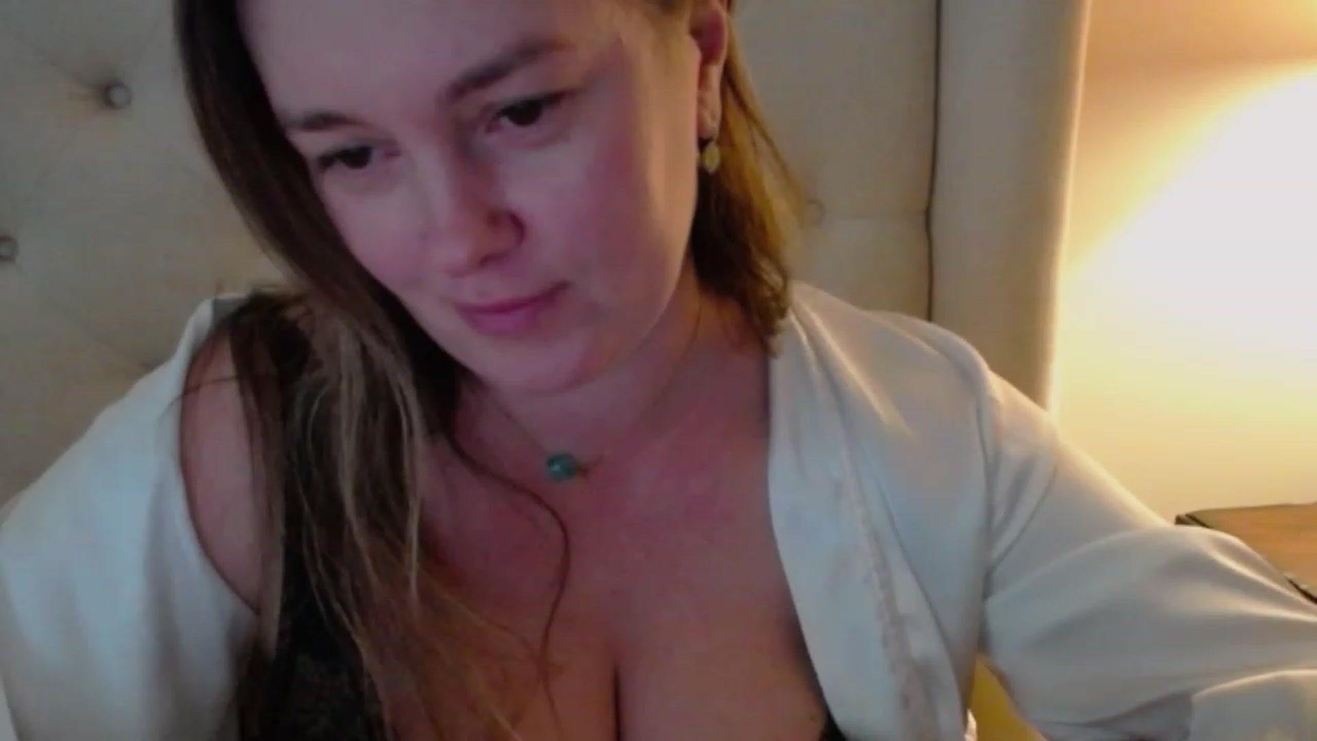Gallery image thumbnail from J0llye's myfreecams stream on, 01/26/2024, 18:02 image 16 of 20