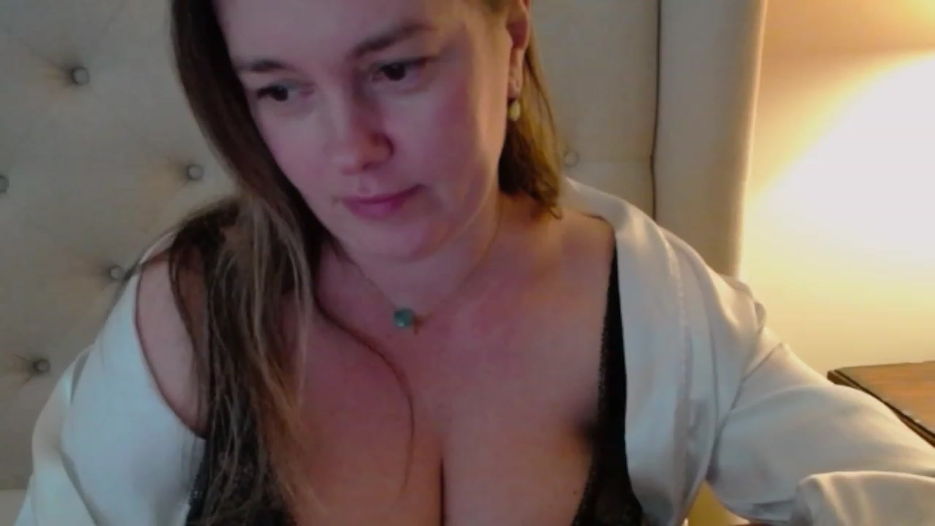 Gallery image thumbnail from J0llye's myfreecams stream on, 01/26/2024, 18:02 image 12 of 20