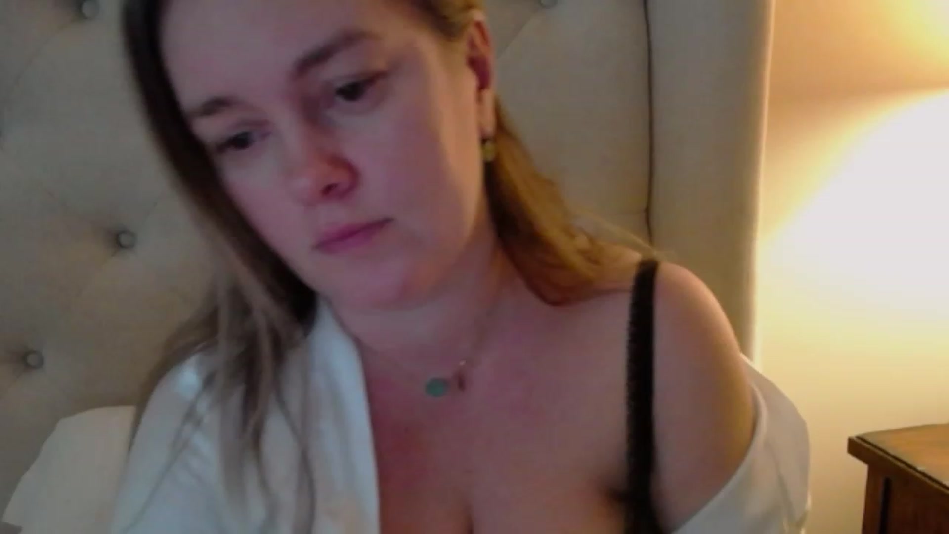 Gallery image thumbnail from J0llye's myfreecams stream on, 01/26/2024, 20:49 image 5 of 20