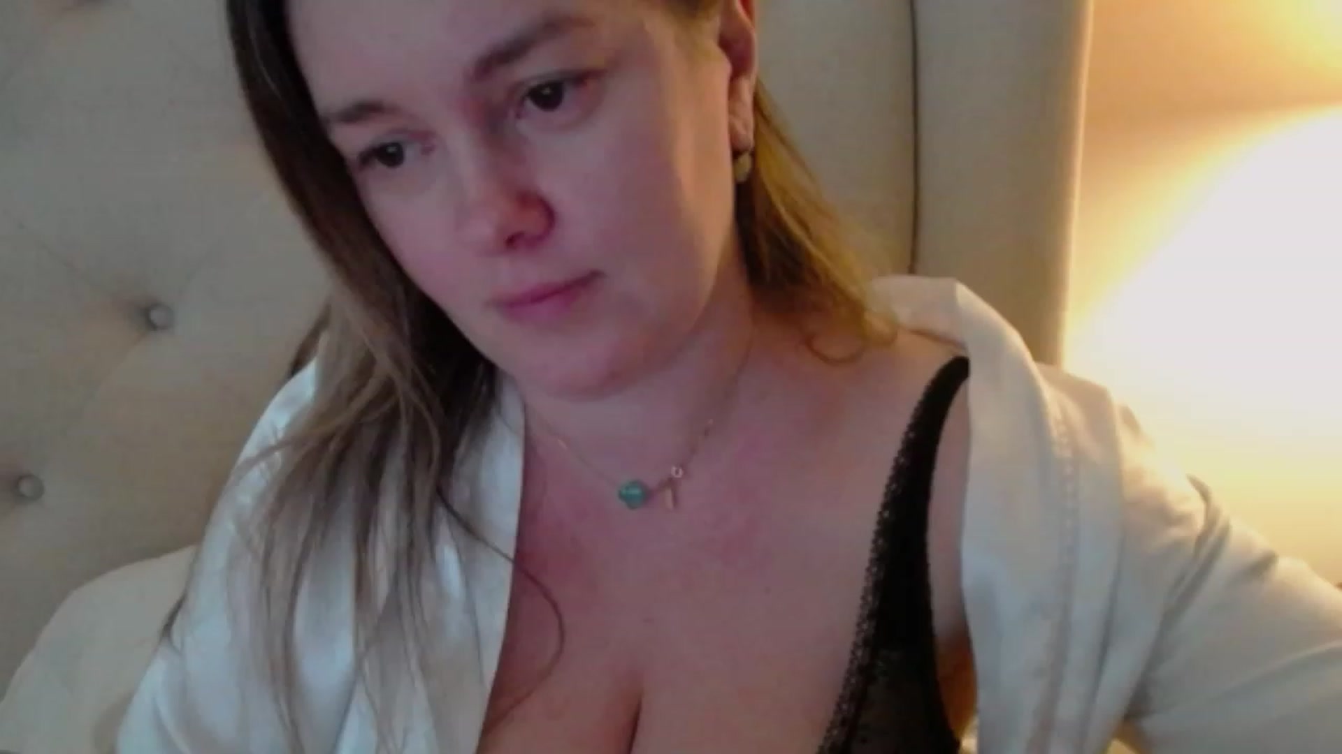 Gallery image thumbnail from J0llye's myfreecams stream on, 01/26/2024, 20:49 image 18 of 20