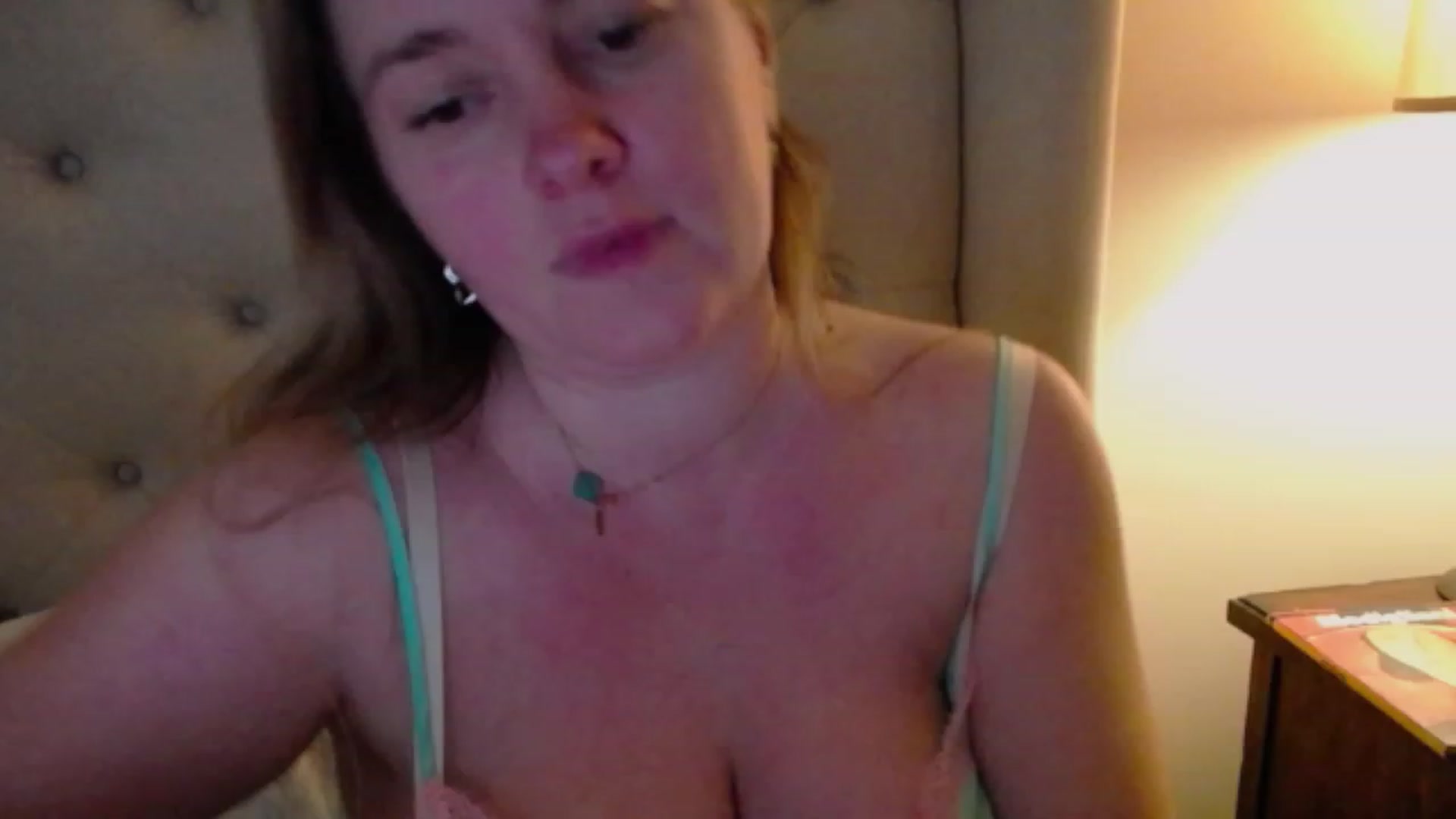 Gallery image thumbnail from J0llye's myfreecams stream on, 01/27/2024, 21:10 image 16 of 20