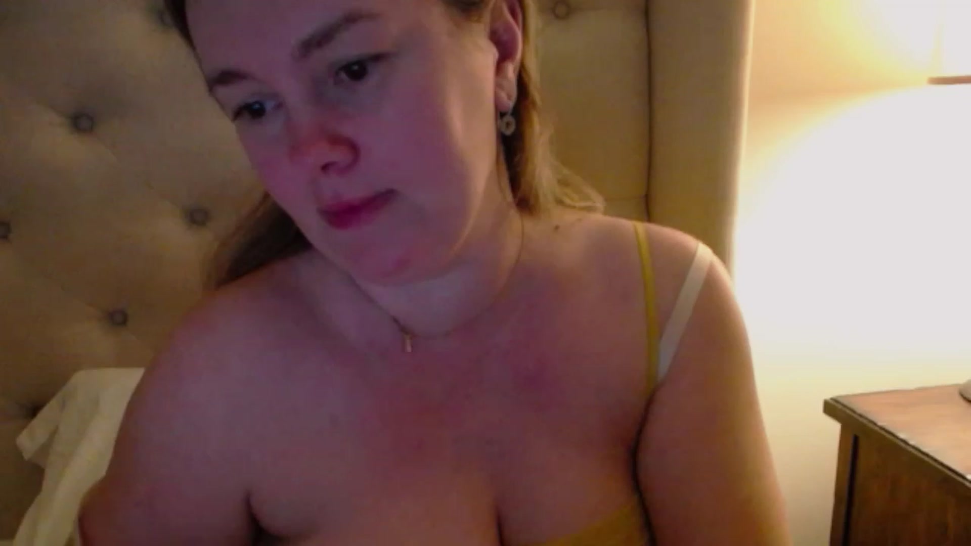Gallery image thumbnail from J0llye's myfreecams stream on, 01/28/2024, 04:38 image 5 of 20
