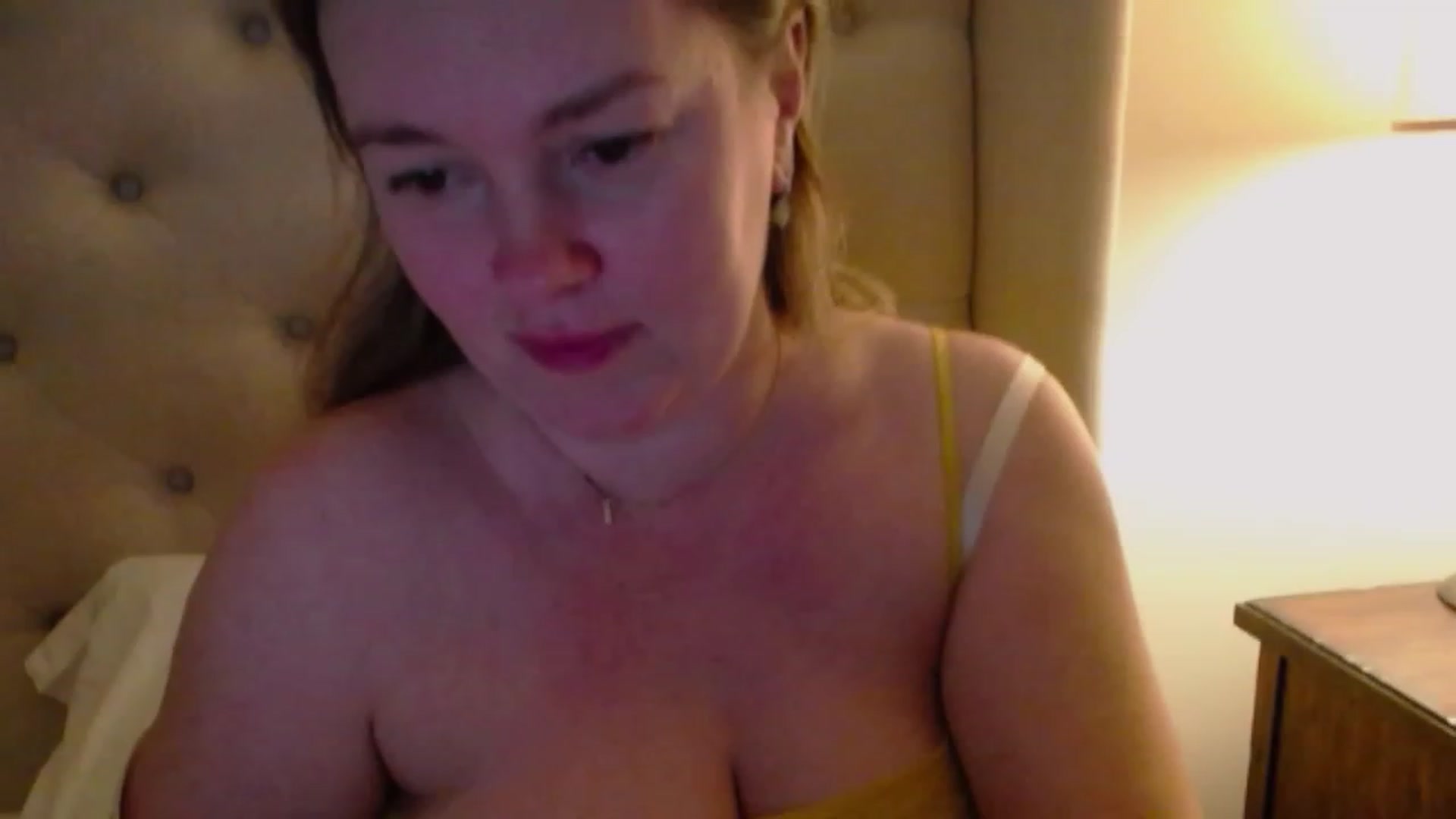 Gallery image thumbnail from J0llye's myfreecams stream on, 01/28/2024, 04:38 image 4 of 20