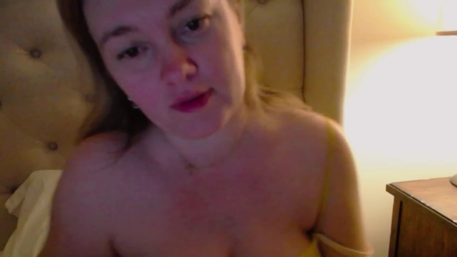 Gallery image thumbnail from J0llye's myfreecams stream on, 01/28/2024, 05:04 image 17 of 20