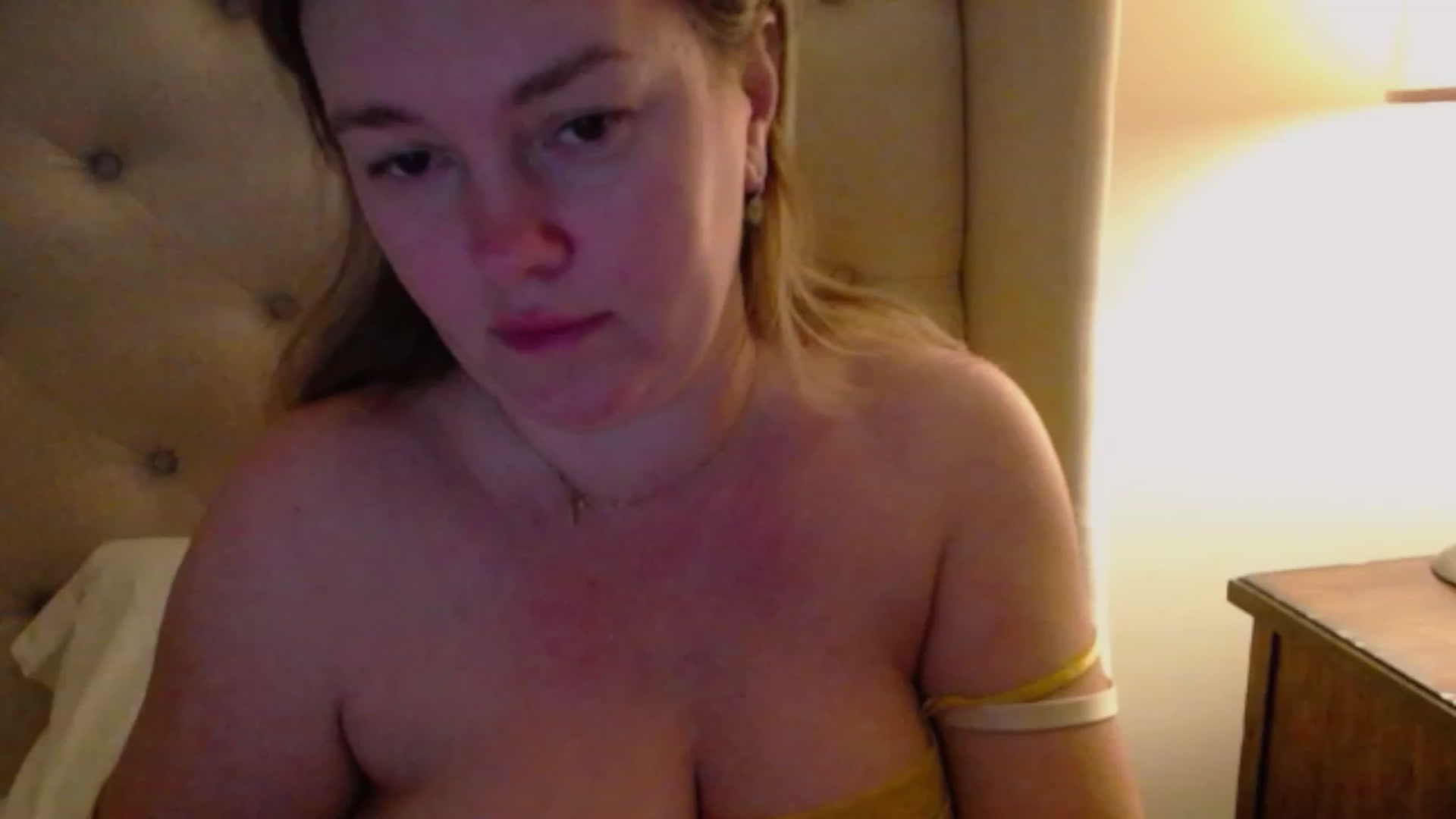Gallery image thumbnail from J0llye's myfreecams stream on, 01/28/2024, 05:04 image 19 of 20