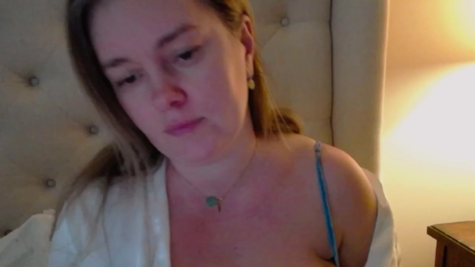 Gallery image thumbnail from J0llye's myfreecams stream on, 01/28/2024, 20:34 image 13 of 20