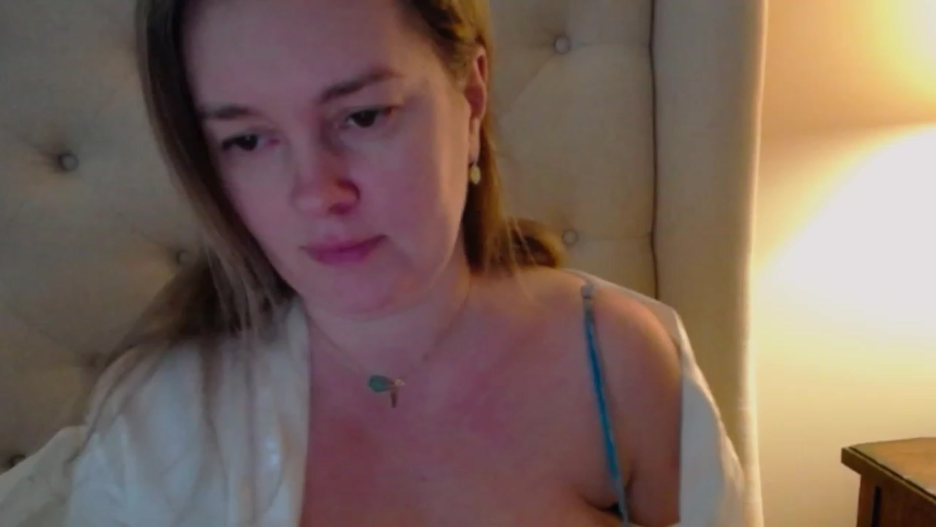 Gallery image thumbnail from J0llye's myfreecams stream on, 01/28/2024, 20:34 image 15 of 20