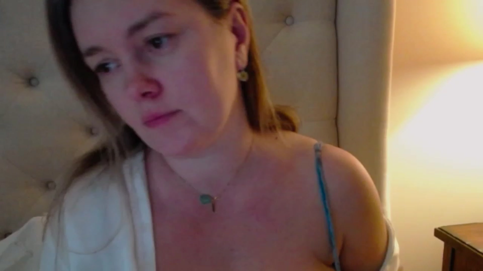 Gallery image thumbnail from J0llye's myfreecams stream on, 01/28/2024, 20:34 image 8 of 20