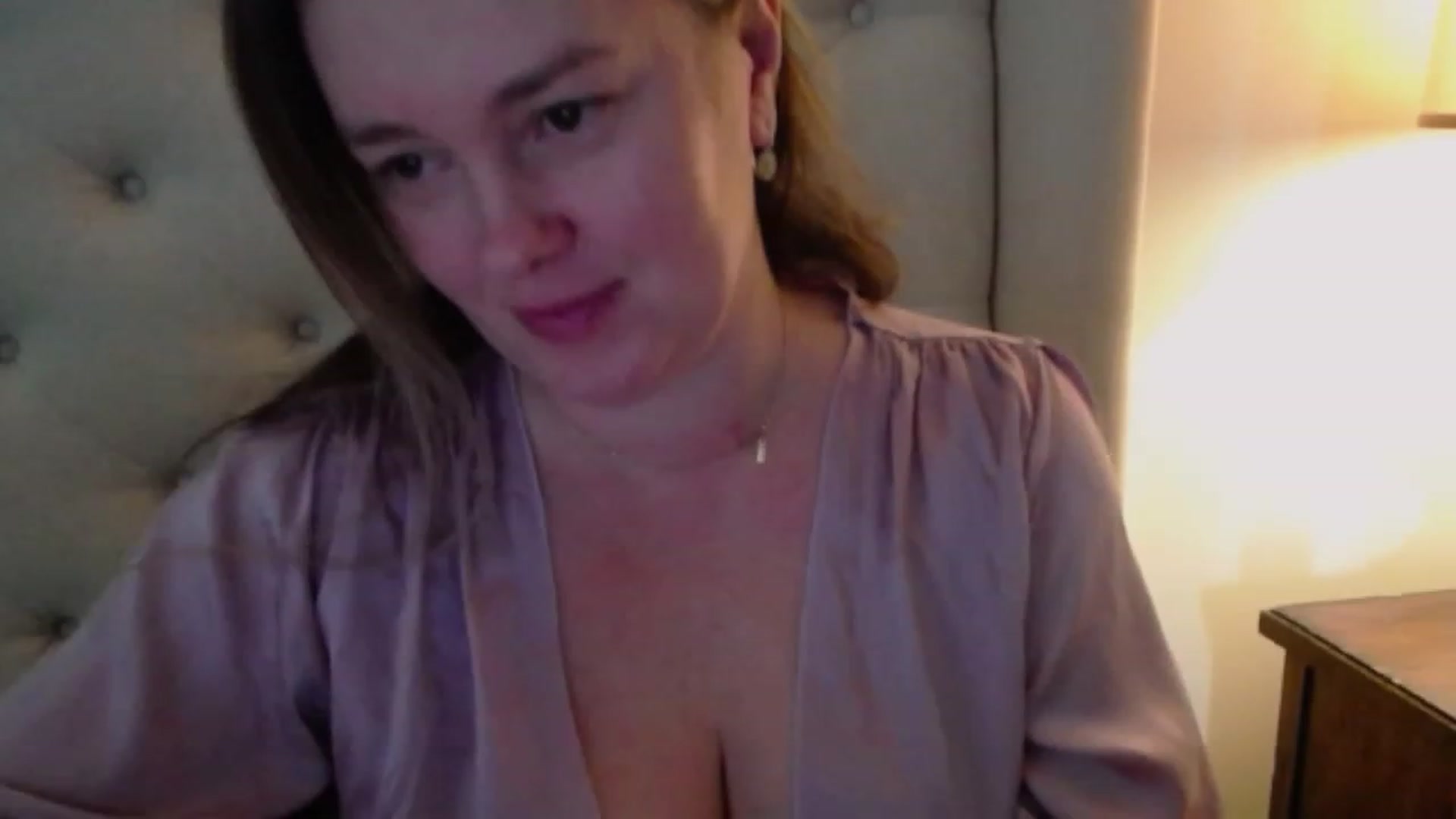 Gallery image thumbnail from J0llye's myfreecams stream on, 01/30/2024, 16:54 image 2 of 20