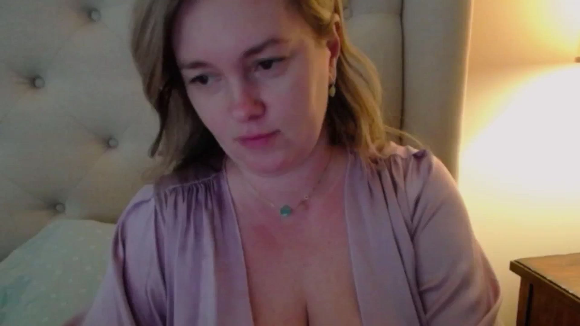 Gallery image thumbnail from J0llye's myfreecams stream on, 02/01/2024, 20:05 image 1 of 20