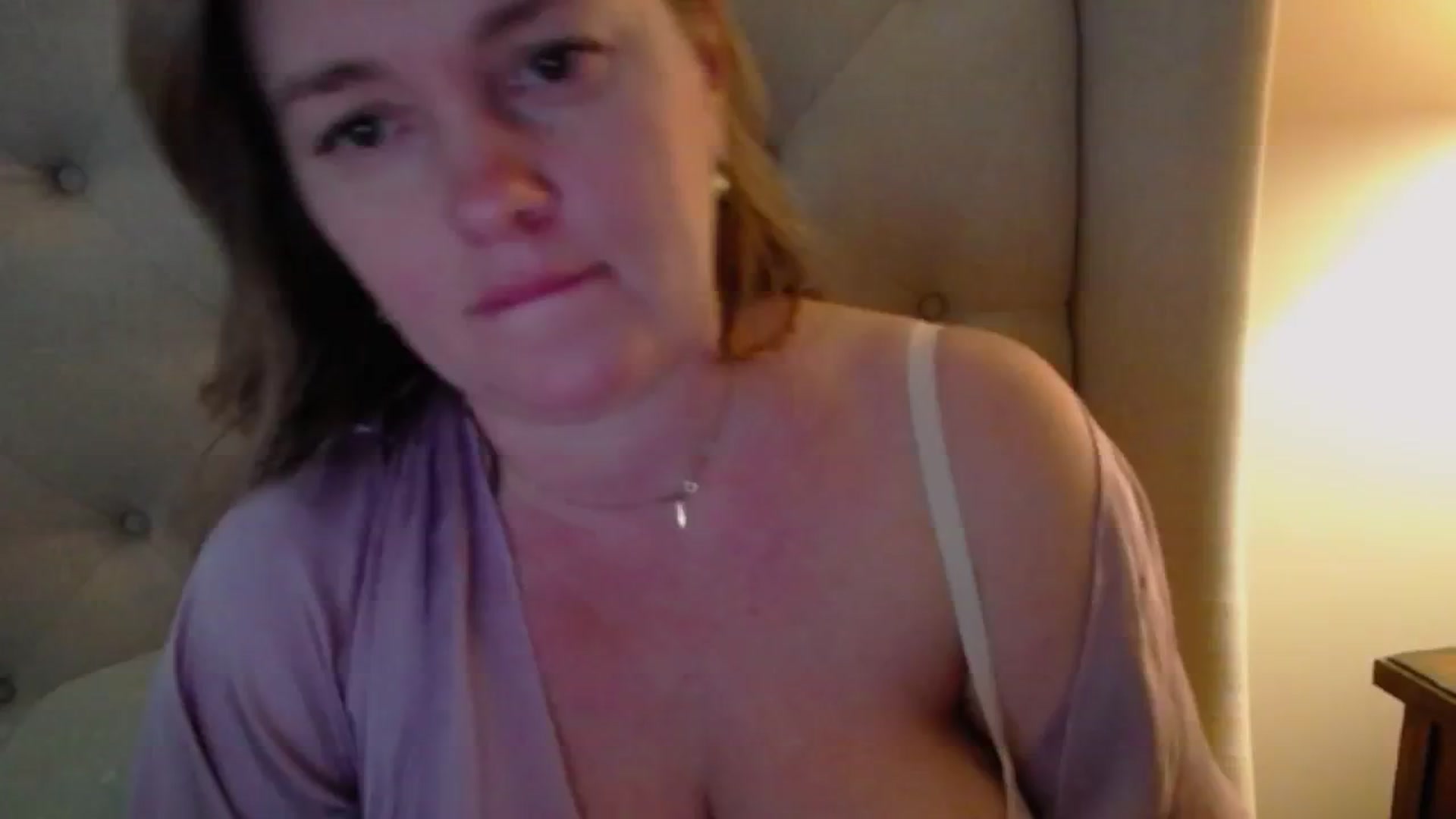 Gallery image thumbnail from J0llye's myfreecams stream on, 02/01/2024, 20:38 image 8 of 20