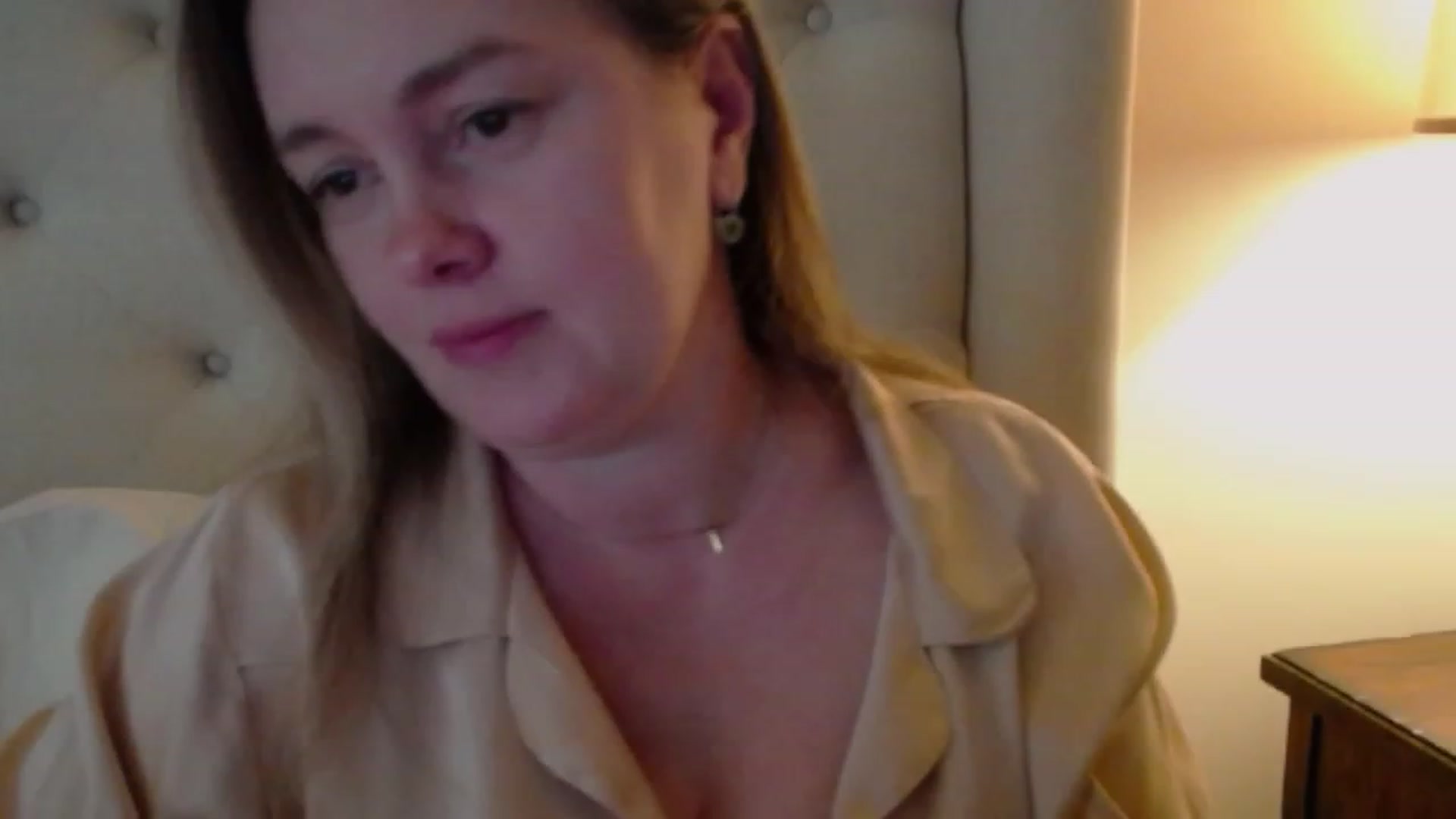 Gallery image thumbnail from J0llye's myfreecams stream on, 02/06/2024, 20:33 image 8 of 20