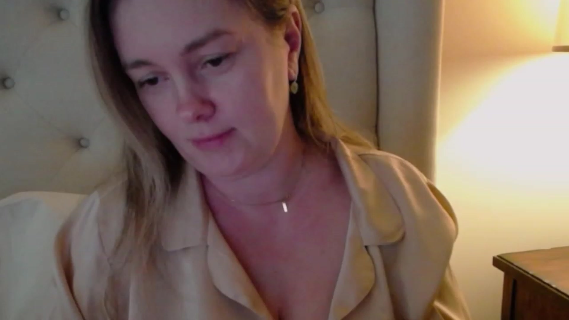 Gallery image thumbnail from J0llye's myfreecams stream on, 02/06/2024, 20:33 image 14 of 20
