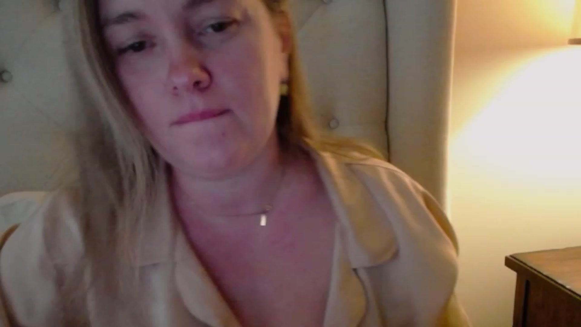 Gallery image thumbnail from J0llye's myfreecams stream on, 02/06/2024, 20:33 image 15 of 20