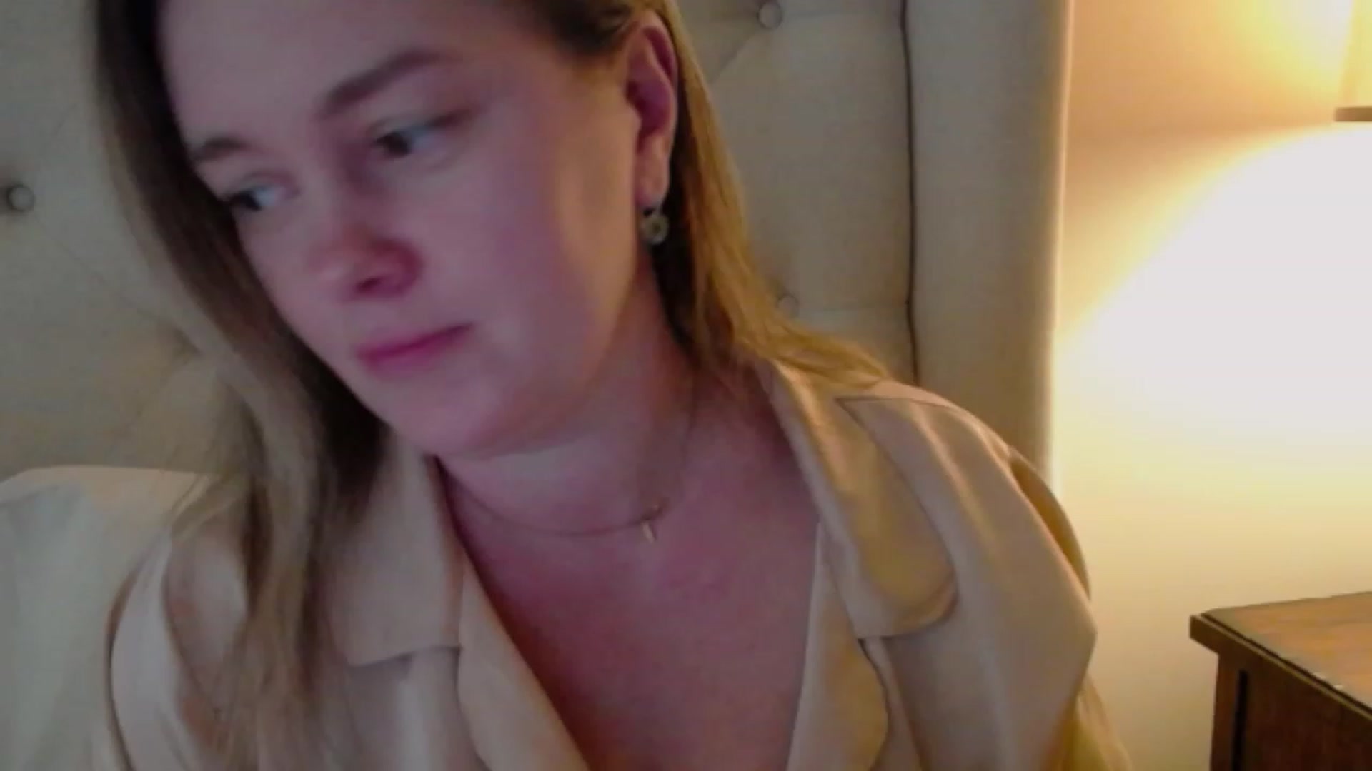 Gallery image thumbnail from J0llye's myfreecams stream on, 02/06/2024, 20:33 image 17 of 20