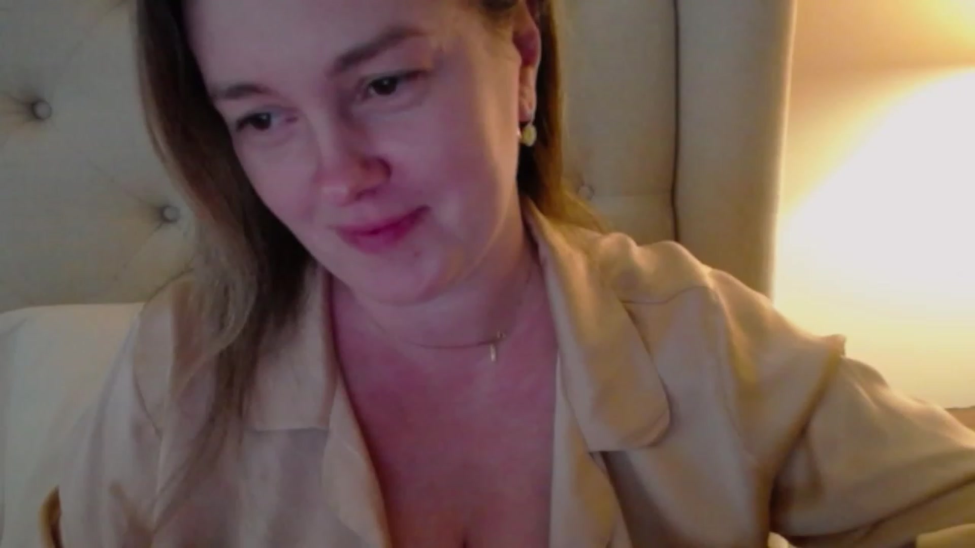 Gallery image thumbnail from J0llye's myfreecams stream on, 02/06/2024, 20:54 image 11 of 20