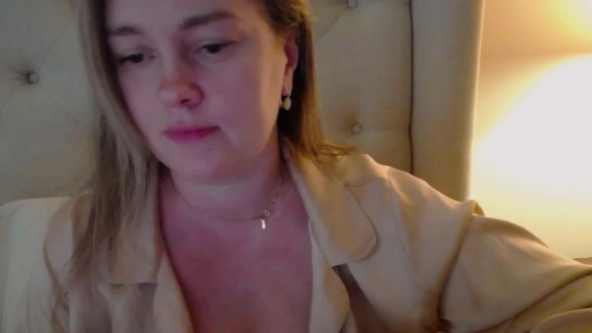 Gallery image thumbnail from J0llye's myfreecams stream on, 02/06/2024, 20:54 image 4 of 20