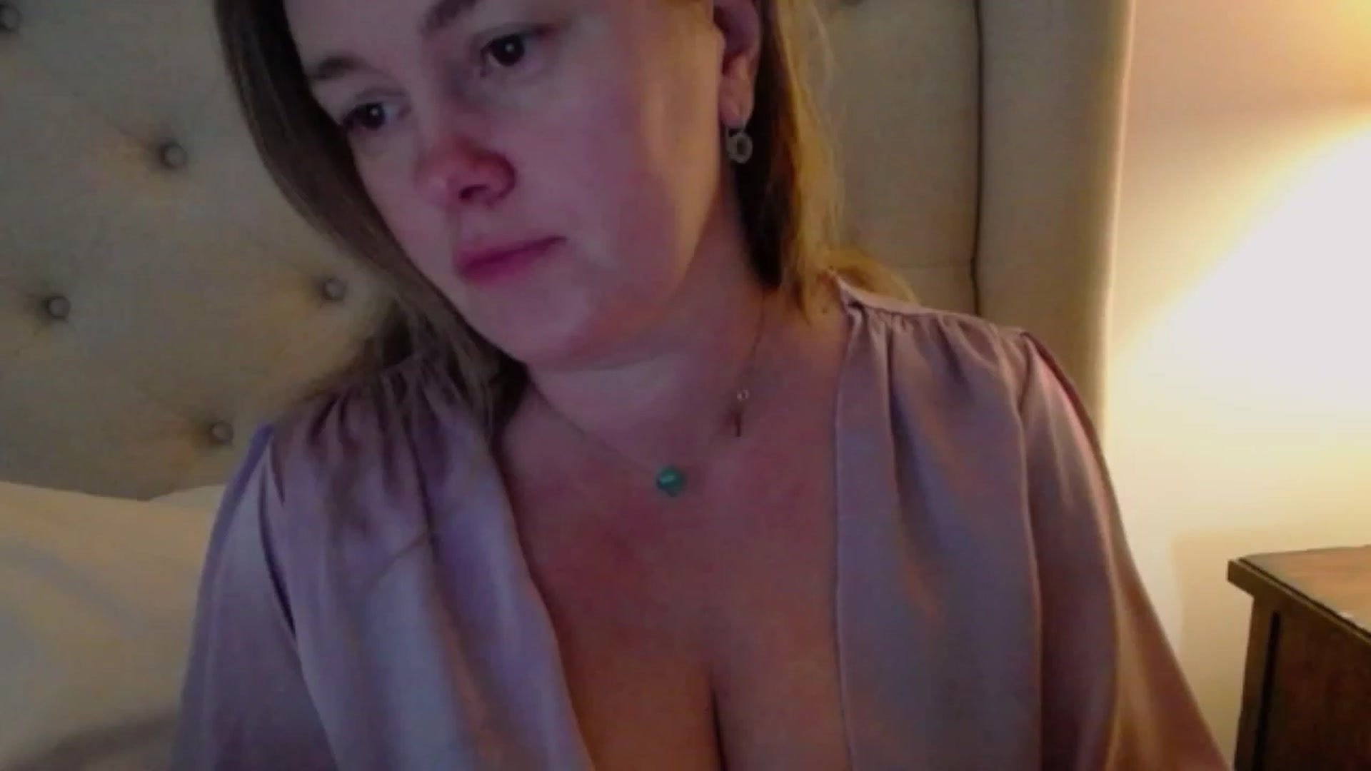 Gallery image thumbnail from J0llye's myfreecams stream on, 02/07/2024, 19:50 image 1 of 20