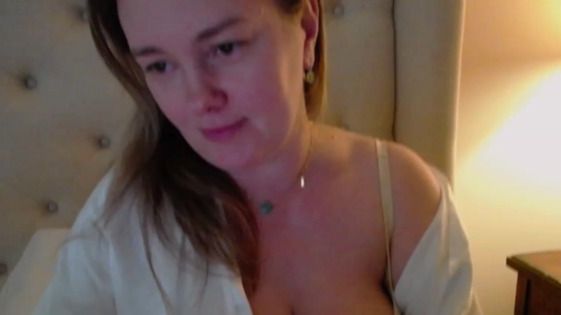 Gallery image thumbnail from J0llye's myfreecams stream on, 02/11/2024, 21:09 image 13 of 20