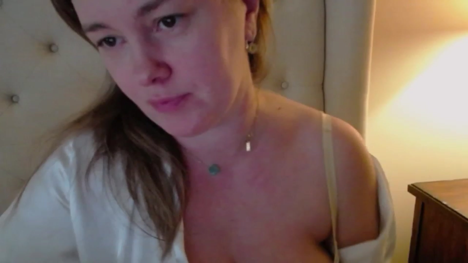 Gallery image thumbnail from J0llye's myfreecams stream on, 02/11/2024, 21:09 image 2 of 20