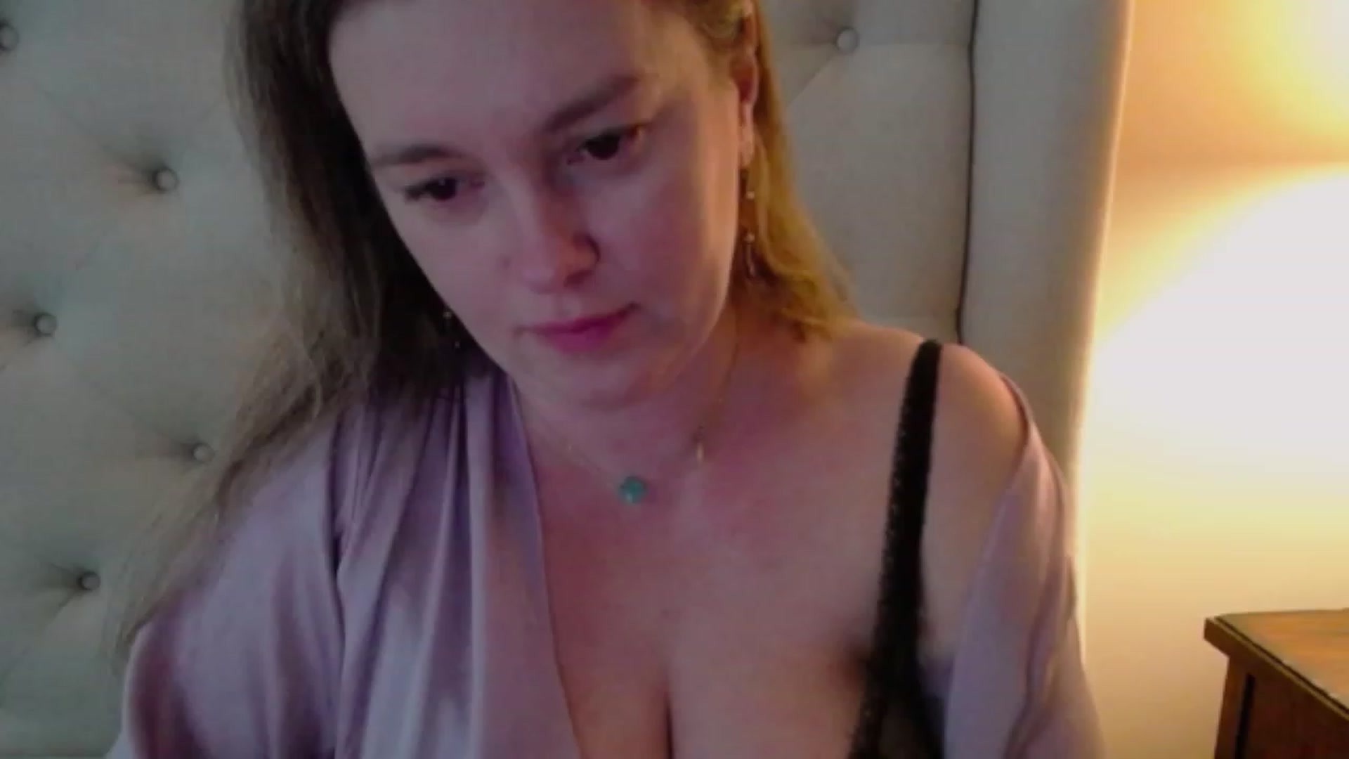 Gallery image thumbnail from J0llye's myfreecams stream on, 02/16/2024, 20:40 image 2 of 20