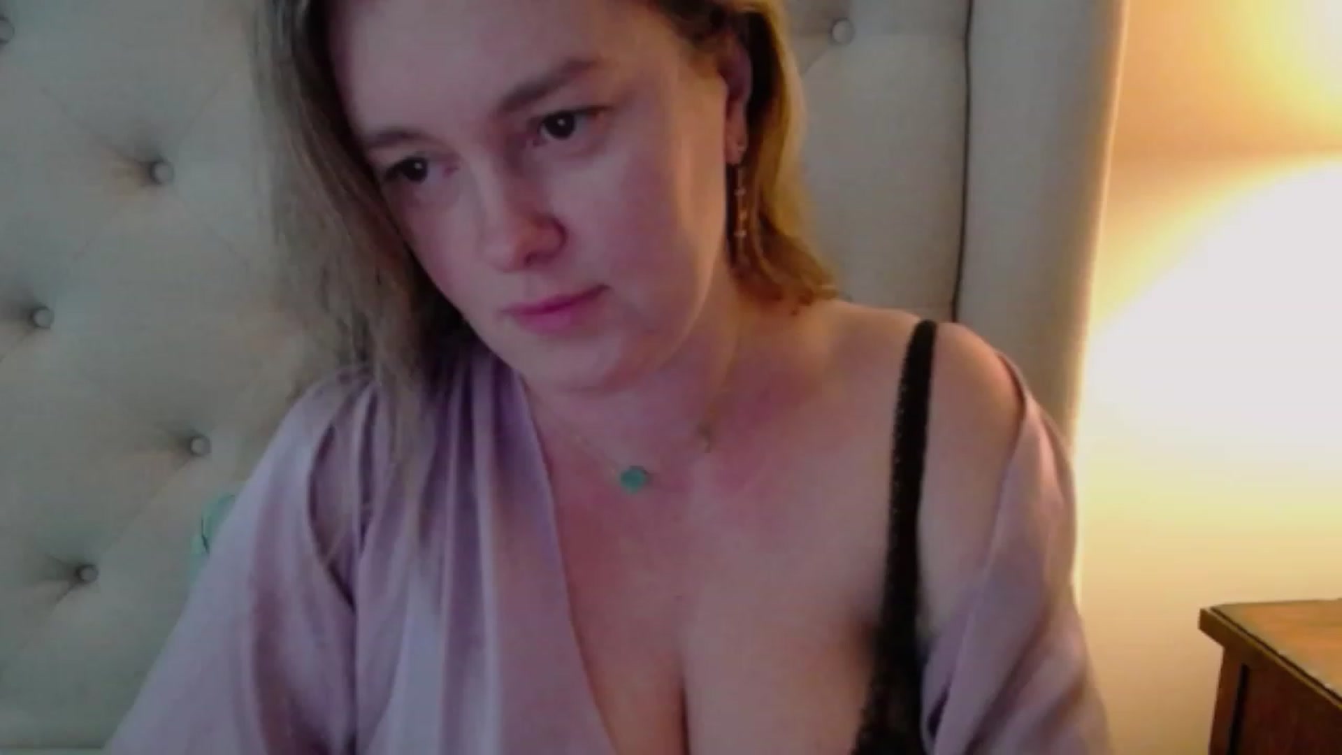 Gallery image thumbnail from J0llye's myfreecams stream on, 02/16/2024, 20:40 image 1 of 20