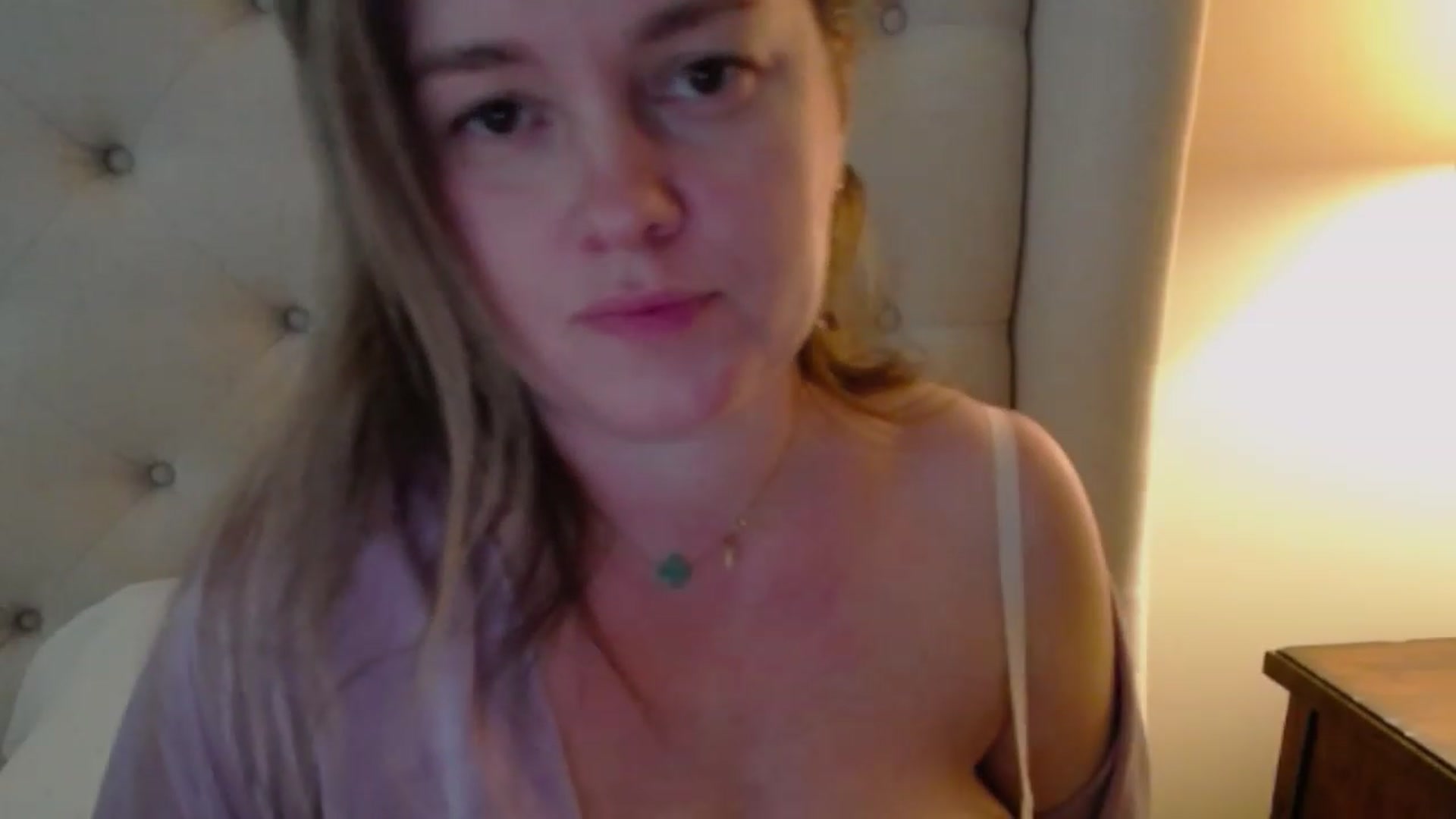 Gallery image thumbnail from J0llye's myfreecams stream on, 02/21/2024, 17:50 image 20 of 20