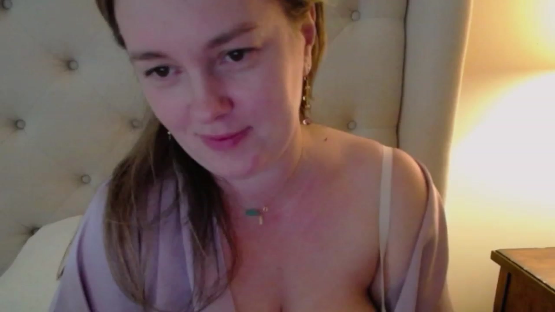 Gallery image thumbnail from J0llye's myfreecams stream on, 02/21/2024, 20:25 image 3 of 20