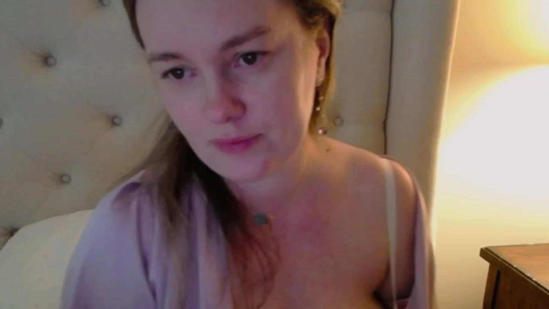 Gallery image thumbnail from J0llye's myfreecams stream on, 02/21/2024, 20:25 image 12 of 20