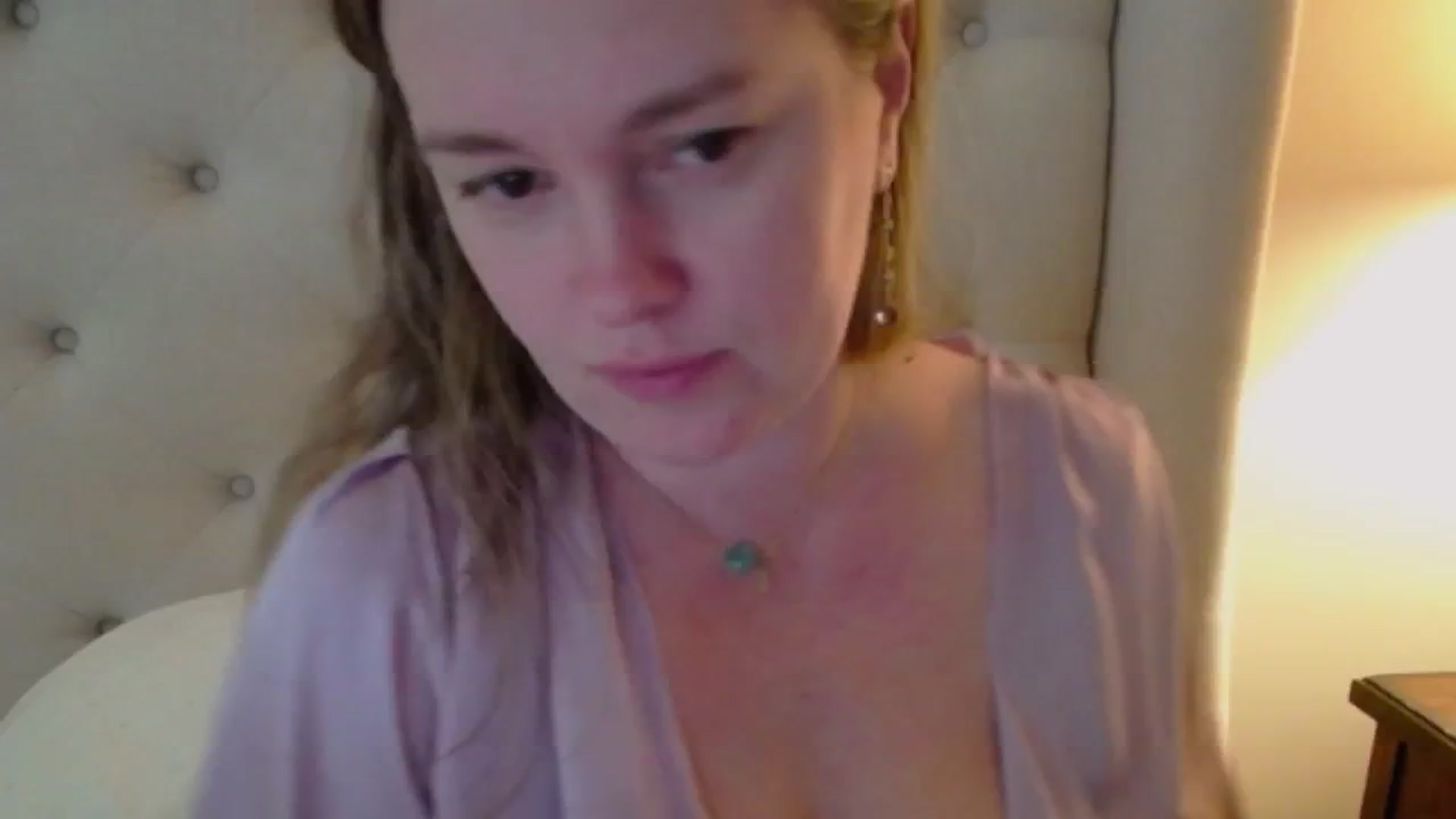 Gallery image thumbnail from J0llye's myfreecams stream on, 02/22/2024, 19:40 image 4 of 20