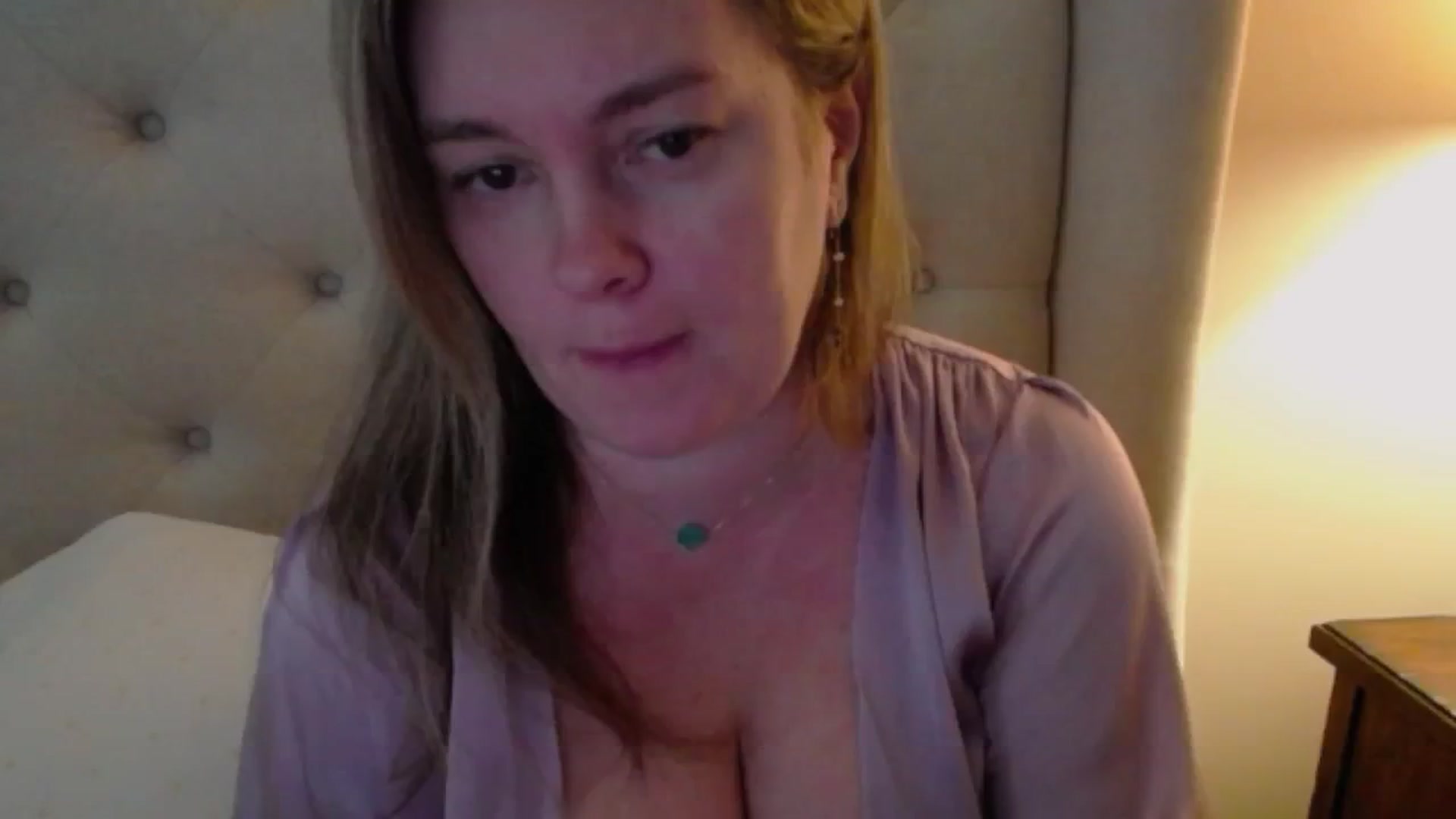 Gallery image thumbnail from J0llye's myfreecams stream on, 02/23/2024, 17:57 image 11 of 20
