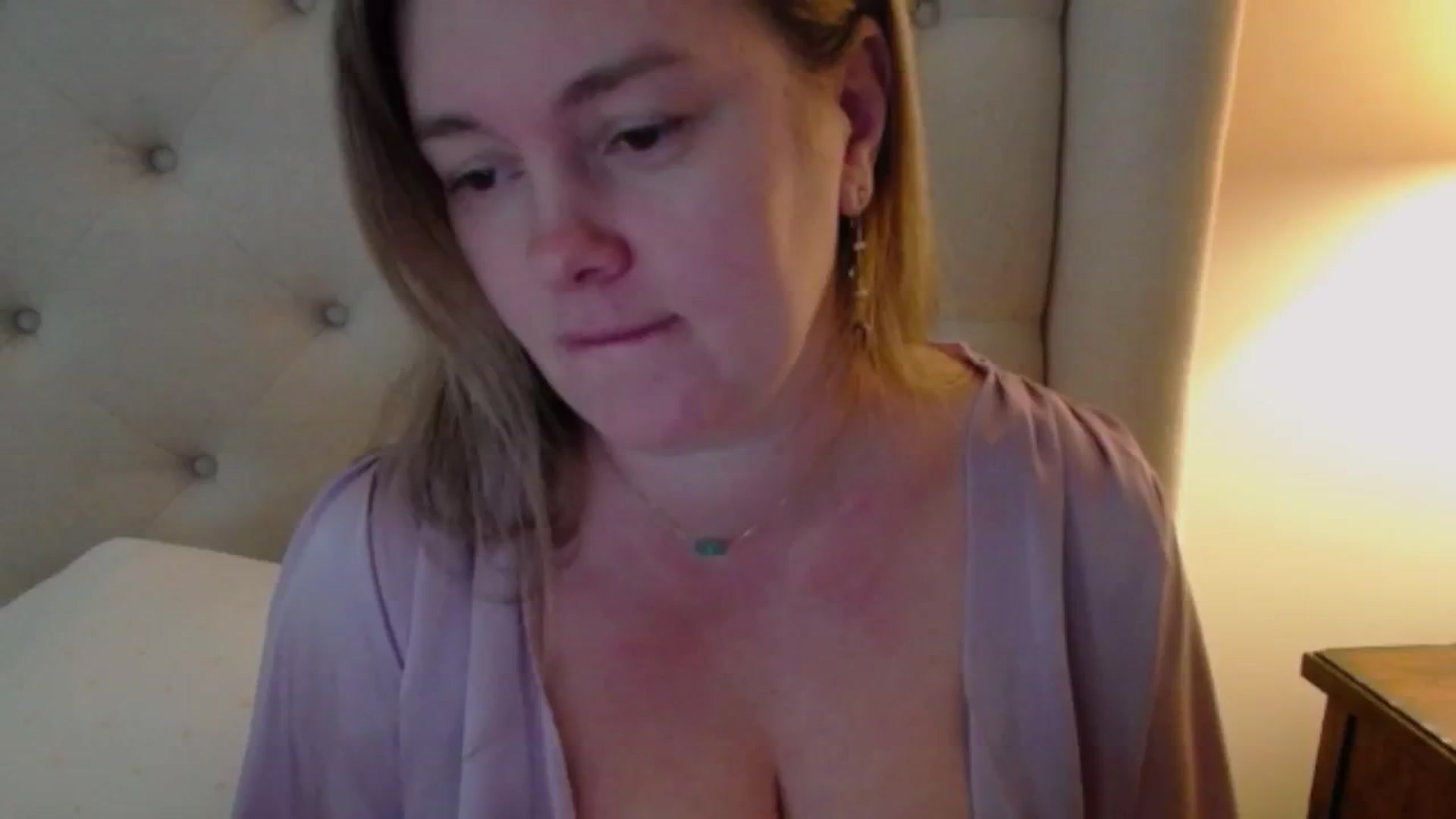 Gallery image thumbnail from J0llye's myfreecams stream on, 02/23/2024, 17:57 image 2 of 20