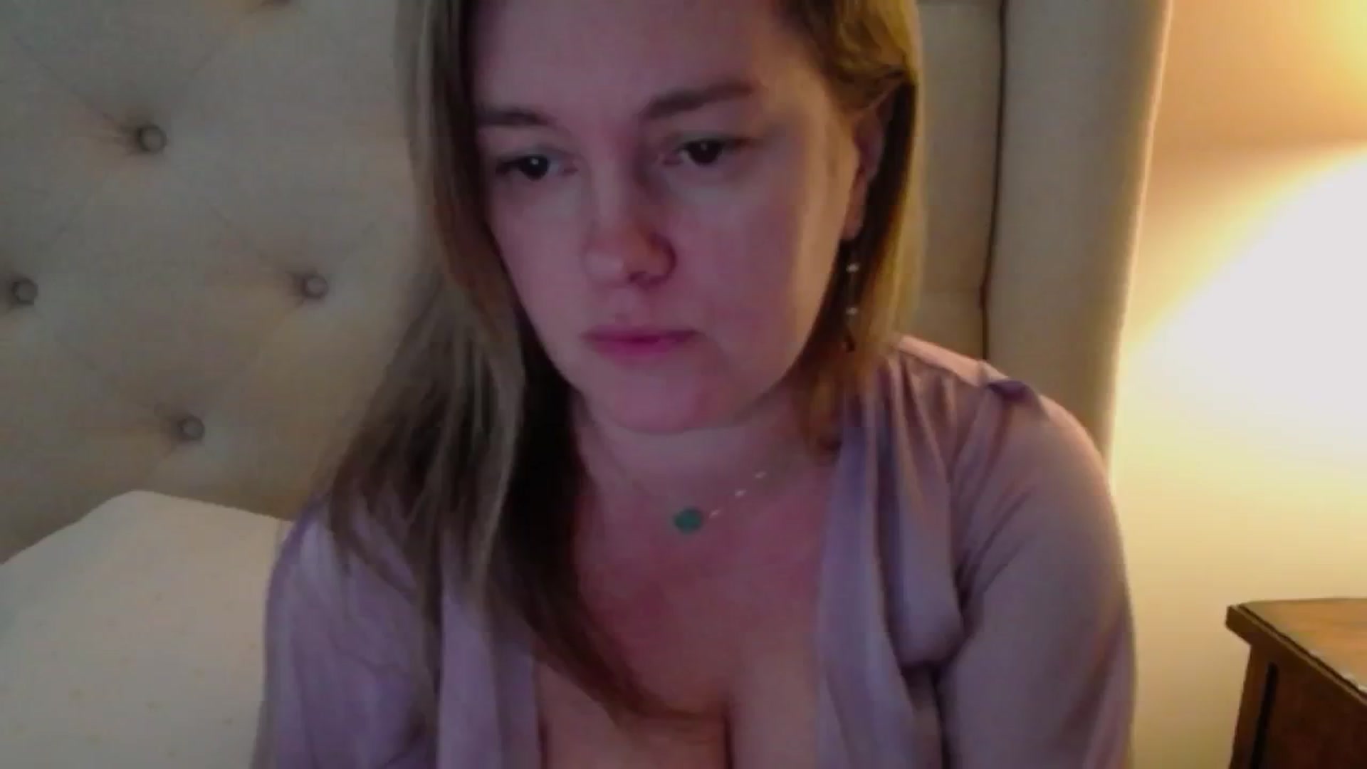 Gallery image thumbnail from J0llye's myfreecams stream on, 02/23/2024, 17:57 image 15 of 20