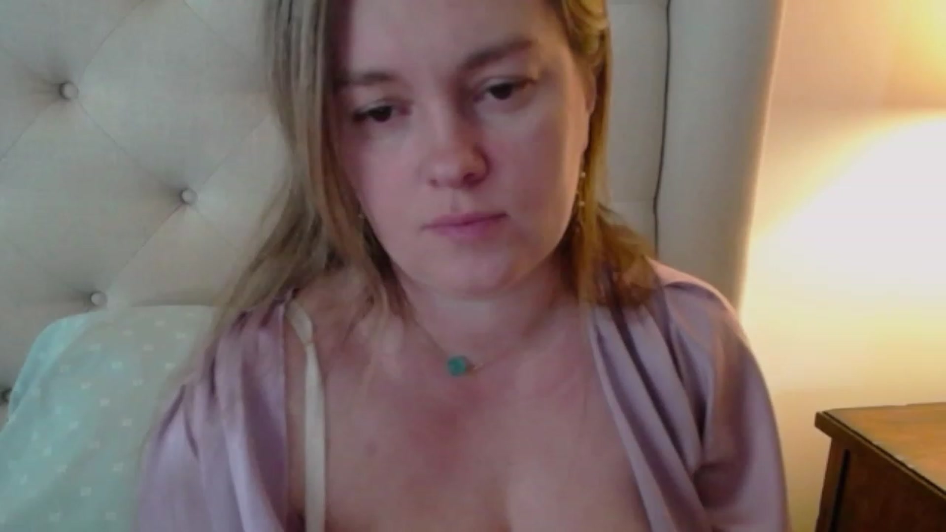 Gallery image thumbnail from J0llye's myfreecams stream on, 02/26/2024, 20:22 image 7 of 20