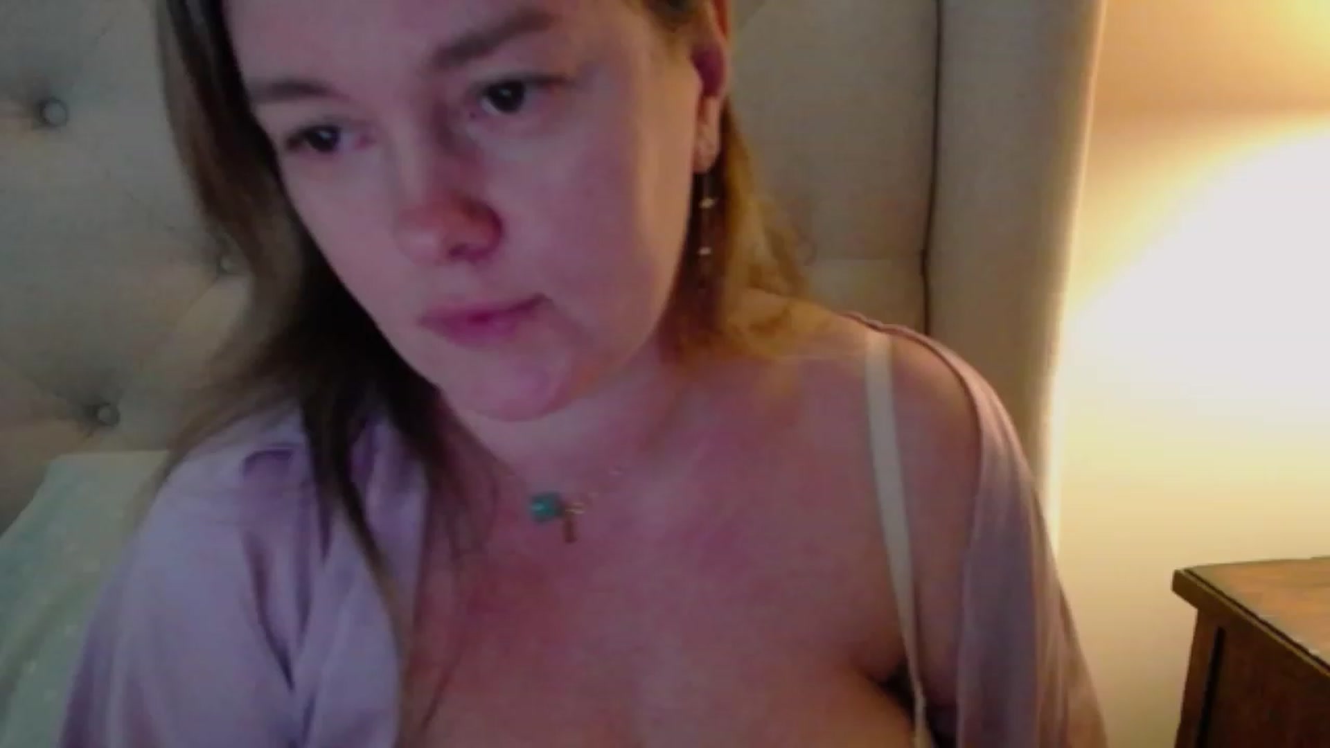 Gallery image thumbnail from J0llye's myfreecams stream on, 02/27/2024, 19:53 image 7 of 20