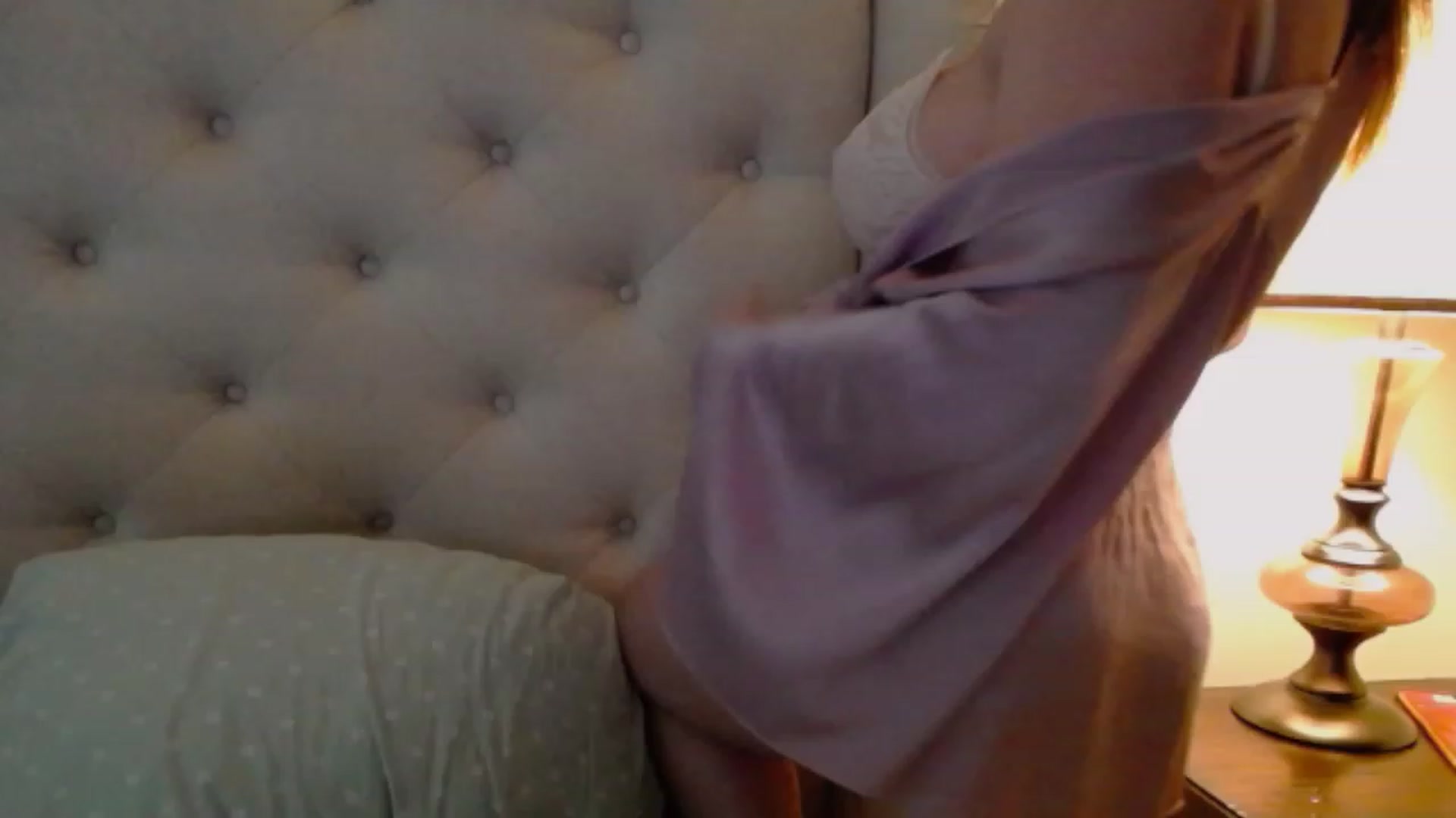 Gallery image thumbnail from J0llye's myfreecams stream on, 02/27/2024, 20:31 image 8 of 20