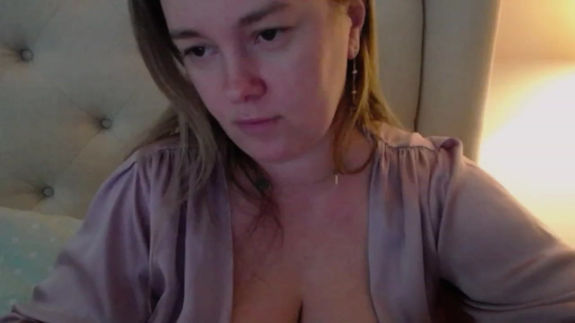 Gallery image thumbnail from J0llye's myfreecams stream on, 02/29/2024, 17:49 image 18 of 20