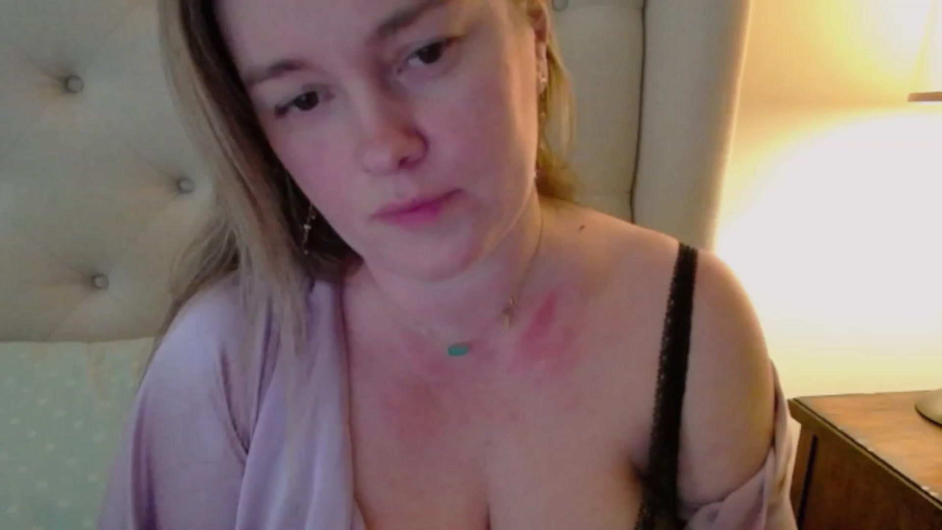 Gallery image thumbnail from J0llye's myfreecams stream on, 03/01/2024, 21:23 image 3 of 20