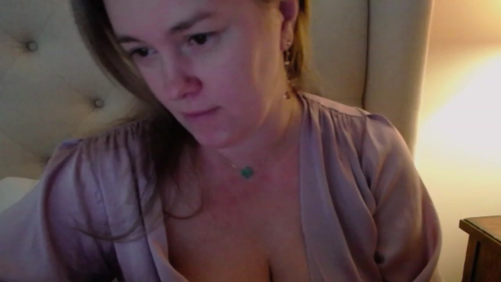 Gallery image thumbnail from J0llye's myfreecams stream on, 03/06/2024, 18:01 image 18 of 20