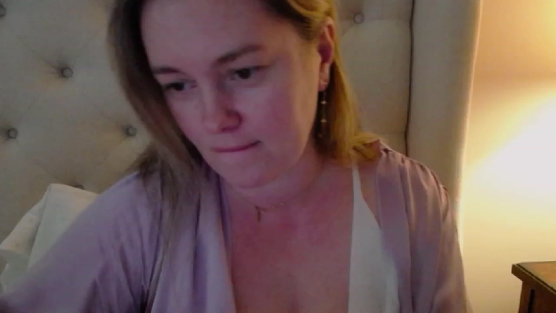 Gallery image thumbnail from J0llye's myfreecams stream on, 03/09/2024, 21:19 image 1 of 20