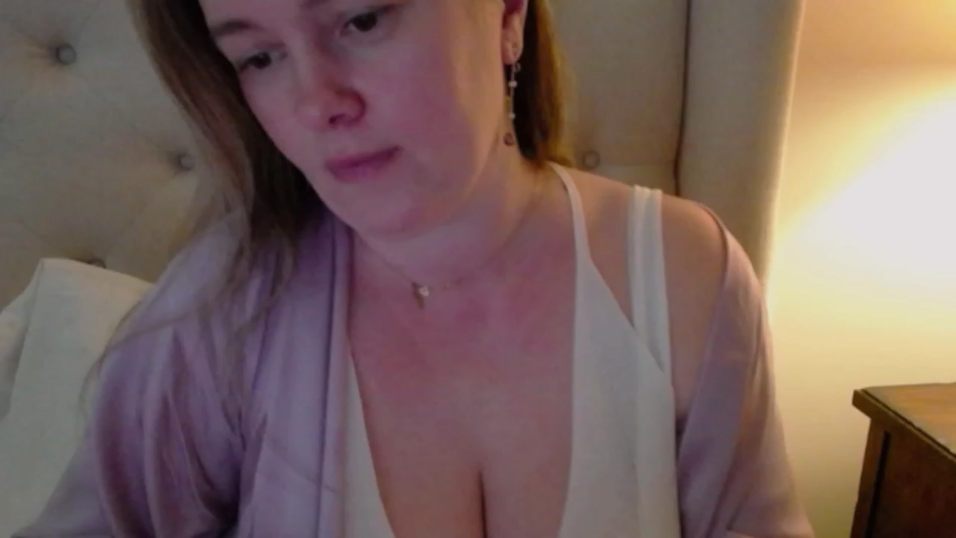 Gallery image thumbnail from J0llye's myfreecams stream on, 03/09/2024, 21:19 image 13 of 20